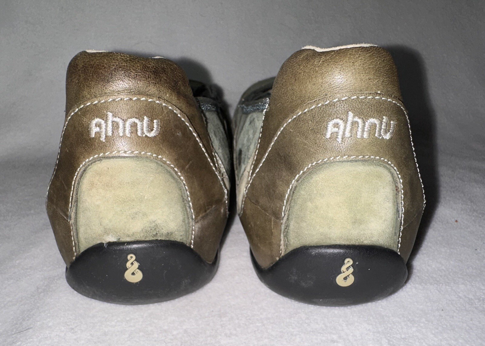 Ahnu Womens Mary Janes Shoes Suede Green Pull On Walking Comfort Flats 10