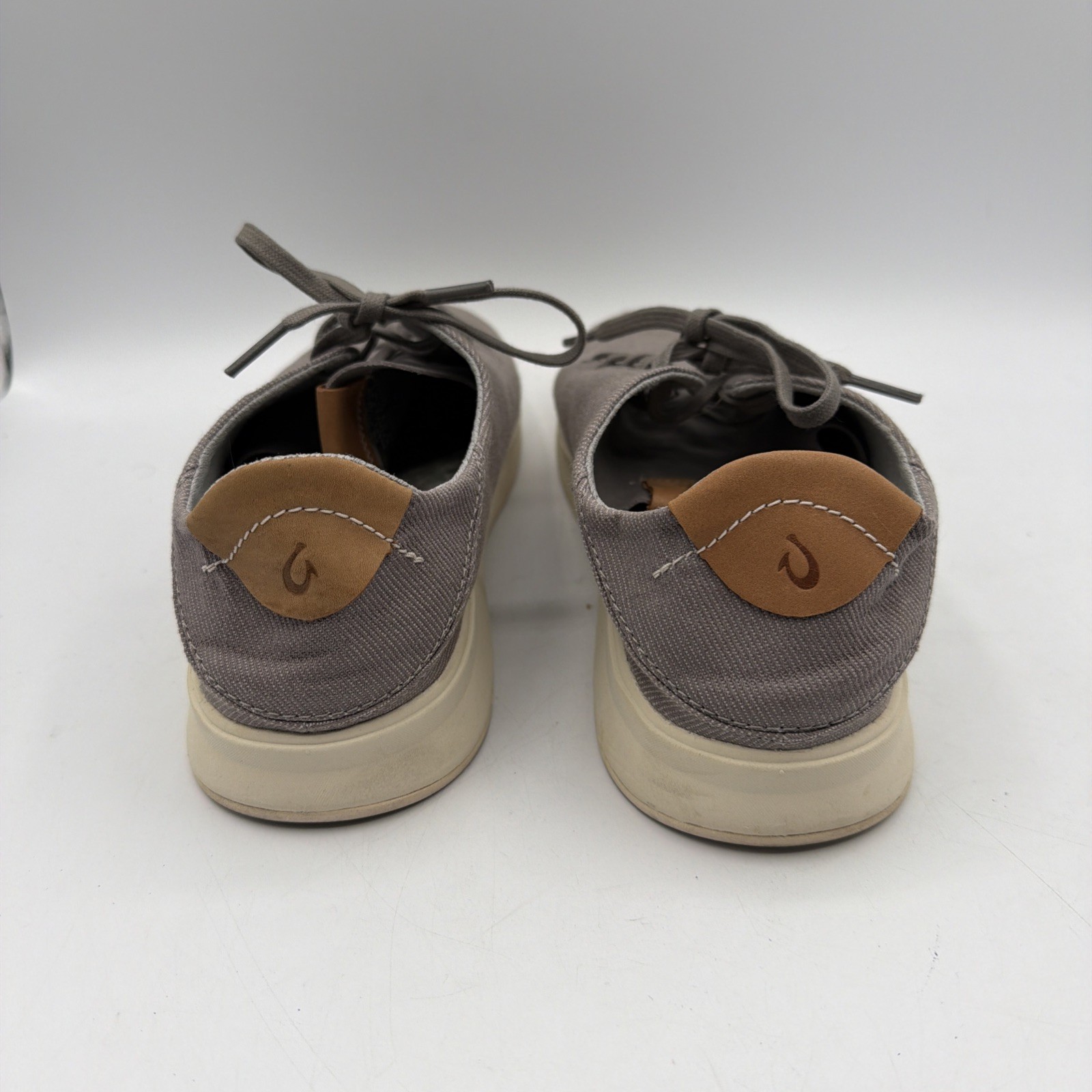 OluKai Sneakers Womens 8 Gray Canvas Low Top Comfort Casual Boat Shoe Leather