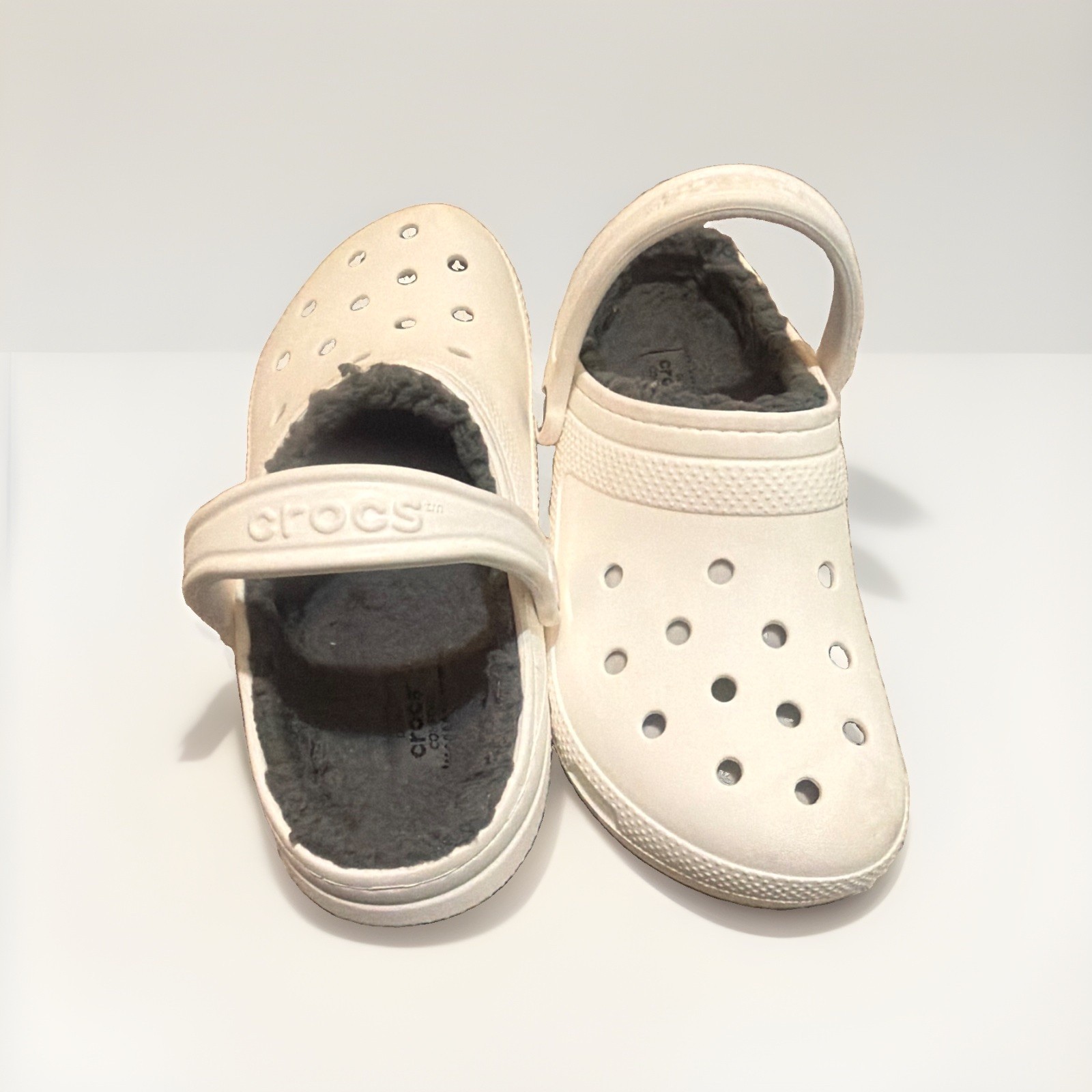 Crocs Classic Lined Clog Women’s US 9 White Faux Fur Lined Slip-On