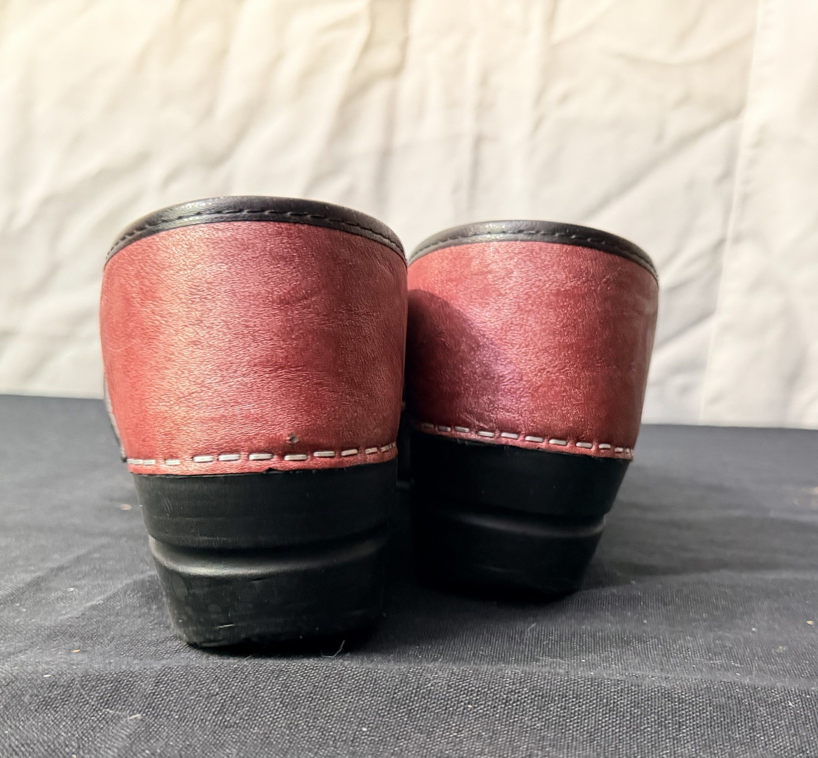 Sanita The Original Danish Clog Women’s Size 40 US 9 Burgundy Port Wine Leather