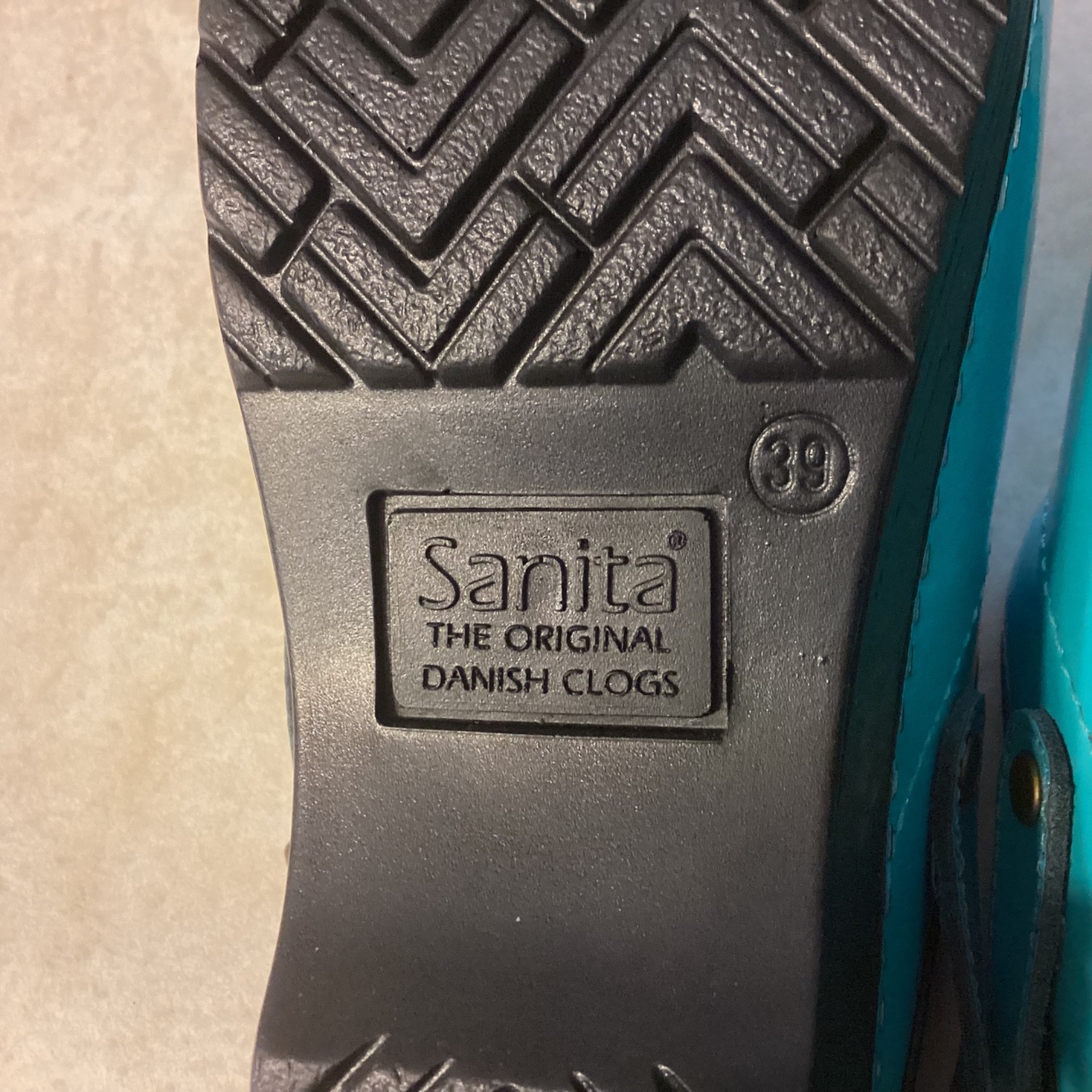 NWOT Sanita Women’s Metallic Blue The Original Danish Clogs Size EU 39 US 8.5-9