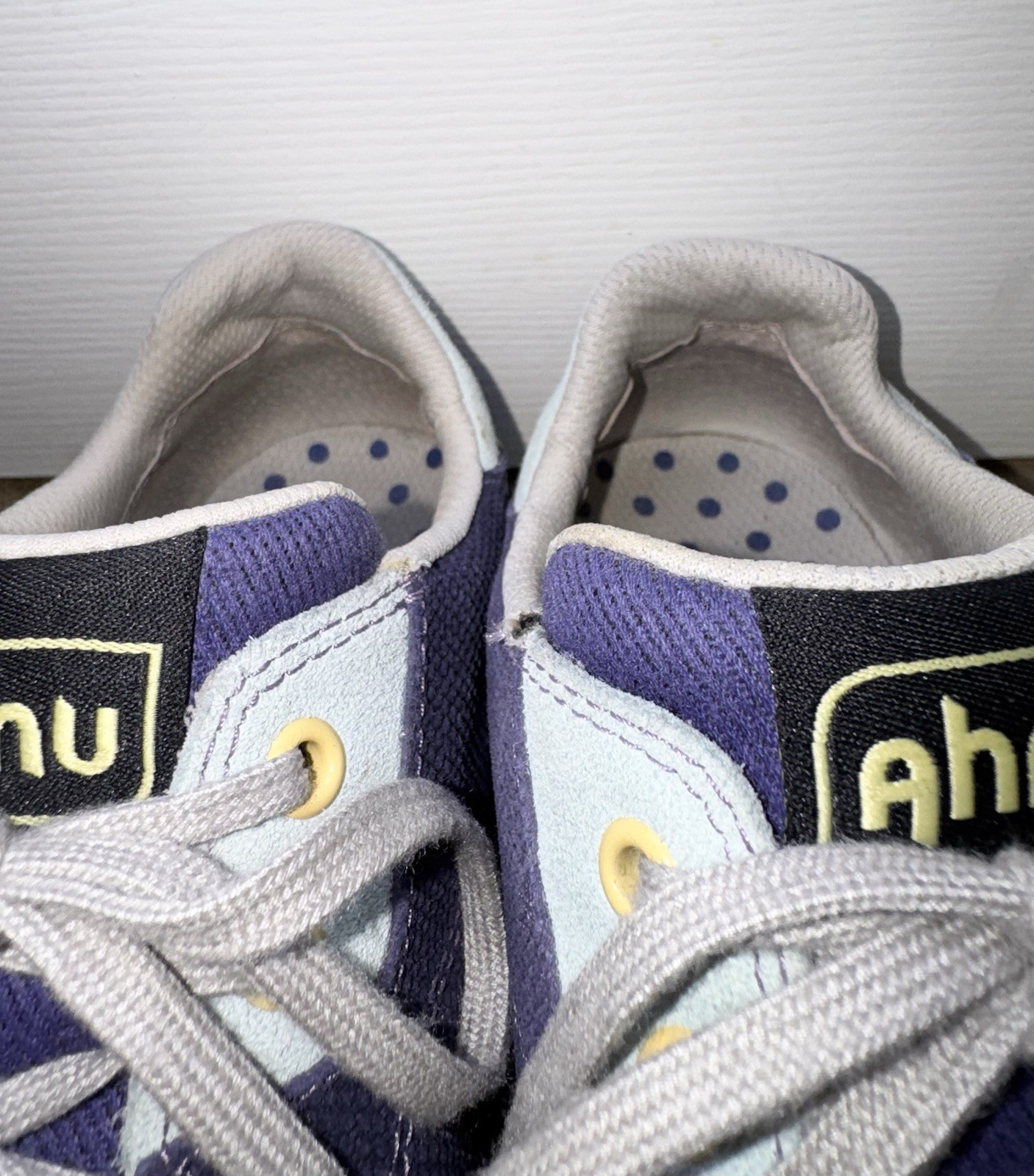 Ahnu Noe Womens SIZE 9 Blue Textured Suede Leather Casual Sneakers Shoes