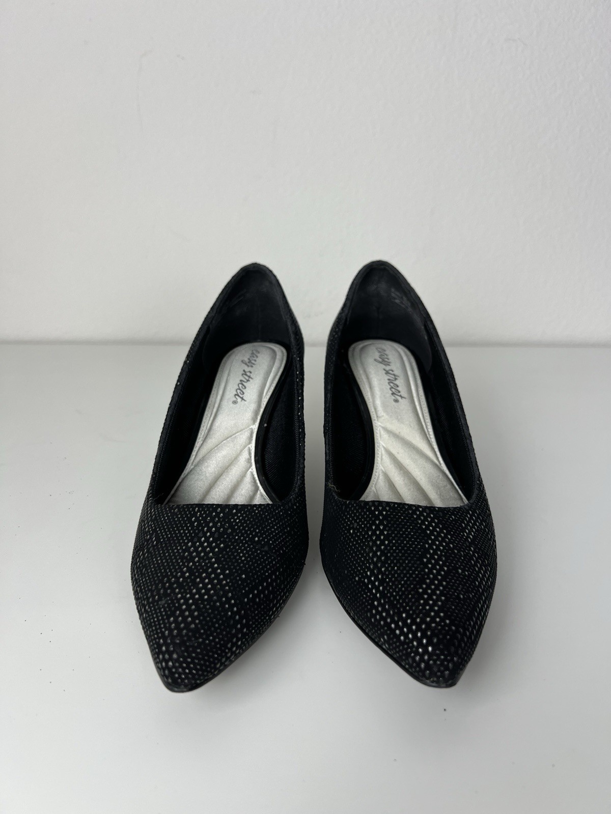 Easy Street Kitten Heels Womens 8.5M Black Textured Pointed Toe Pumps Comfort