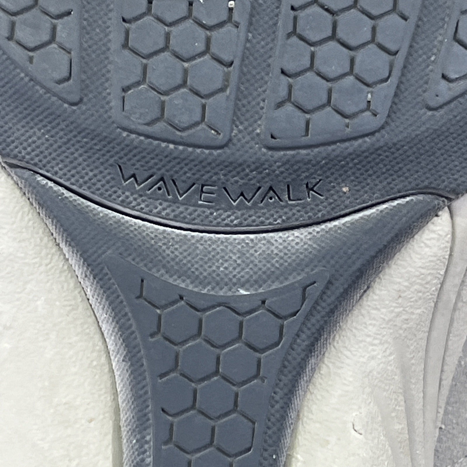 Clarks Wave Andes Women Size 5.5 M Desert Suede Nubuck Waterproof Walking Shoes