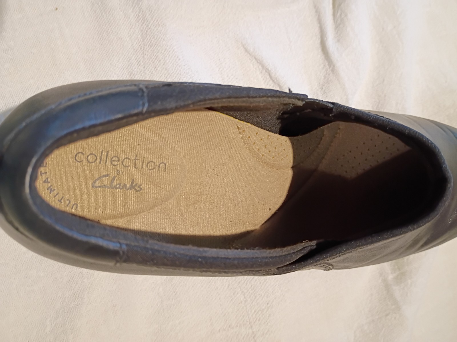 Clarks Women’s Emslie Summit Size 10 Black Leather Upper Slip On Comfort
