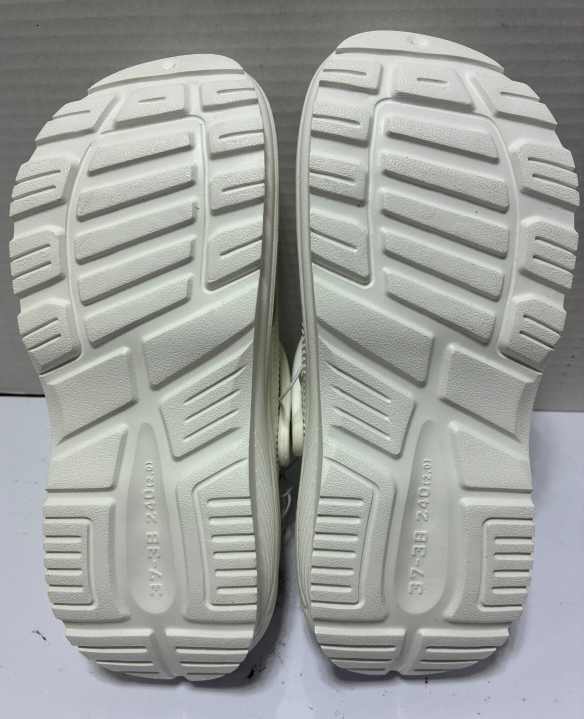 Beice White Clog Style Shoes Size 37-38 US Women 6-7 – See Description