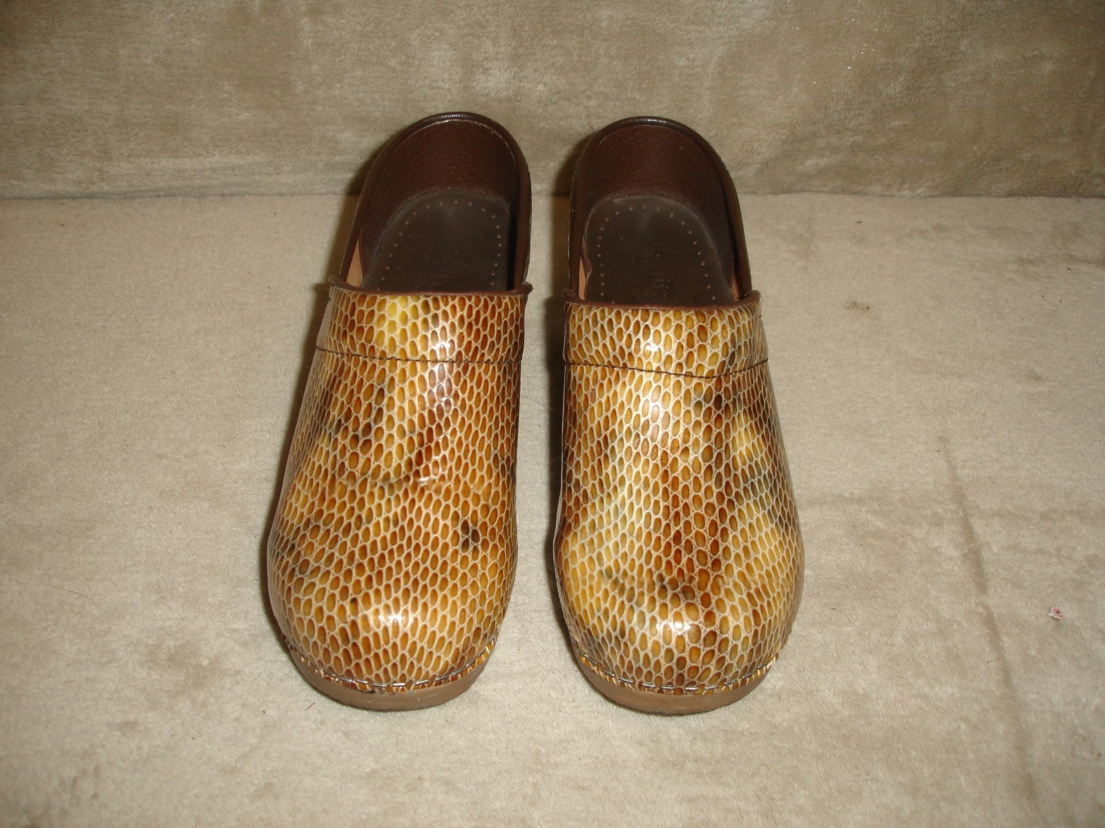 Sanita The Original Danish Clog Ladies Slip On Shoes Snakeskin Print EU 38 US 7