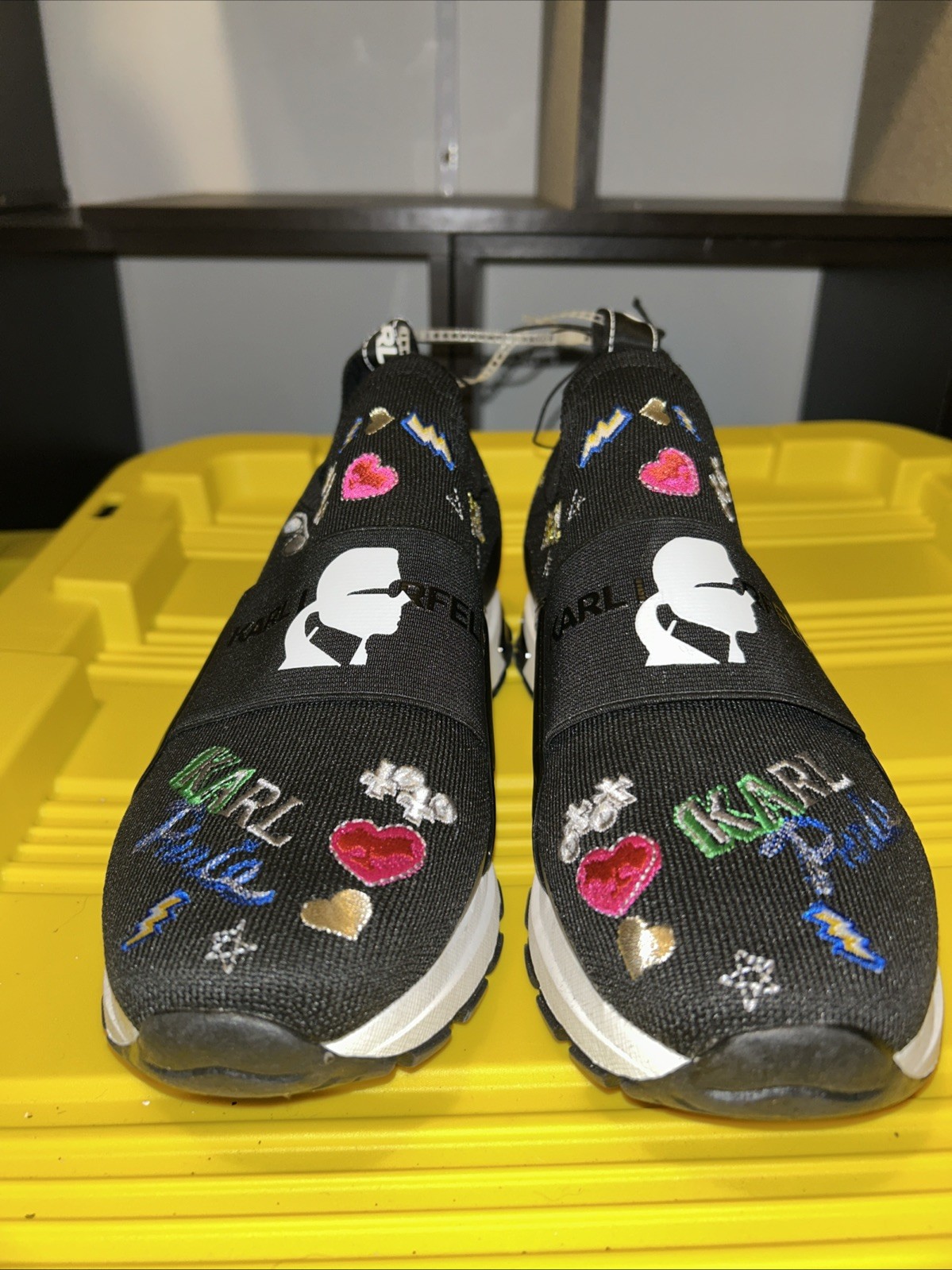 Karl Lagerfeld MATTIA Embroidered Logo Eiffel Tower Etc Knit Shoes Wm’s 9.5 NWOT