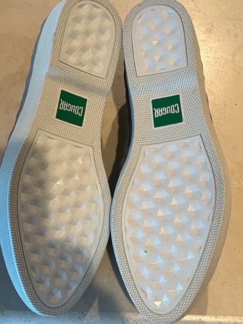 Cougar Rainy Day Slip On Shoes SZ 9