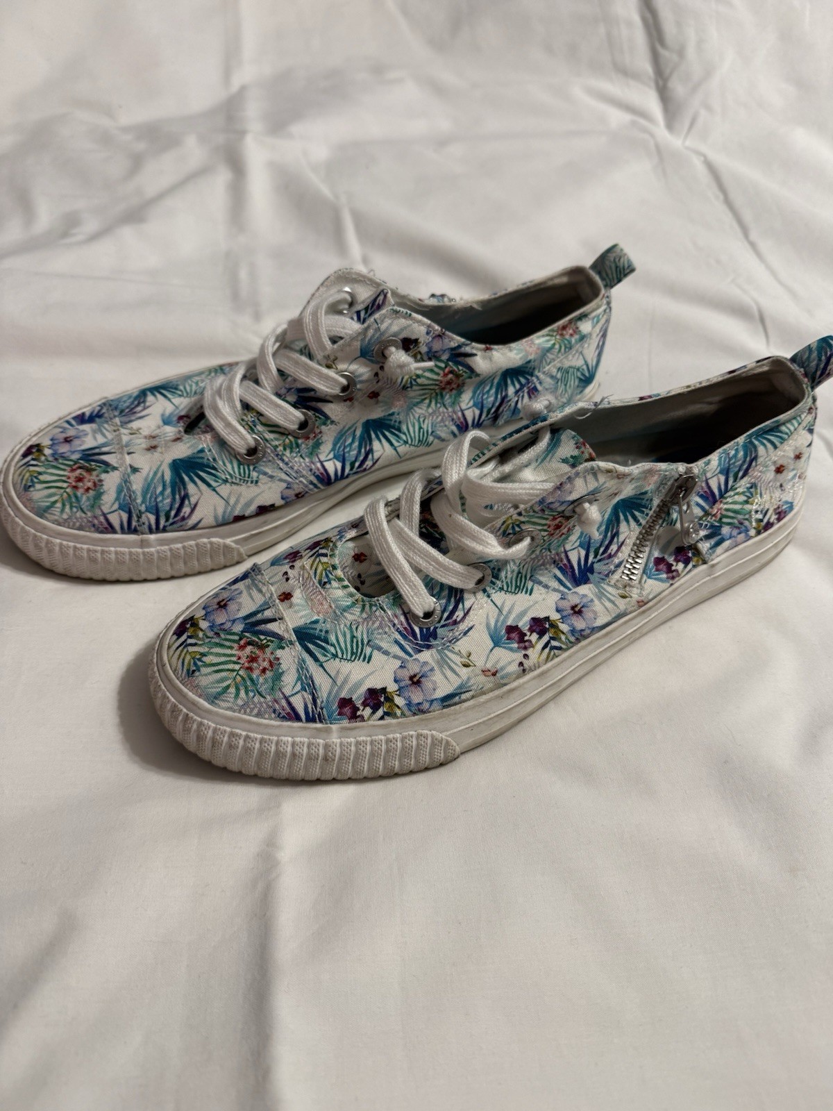 blowfish shoes for women