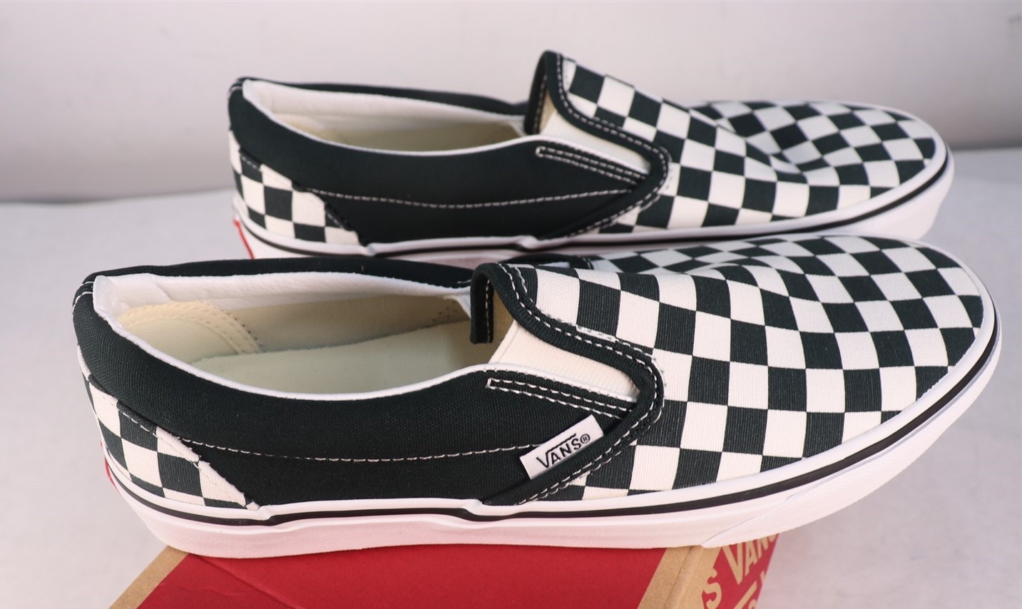 Vans Classic Slip-On Color Theory Checkerboard Black White Men’s 8 Women’s 9.5