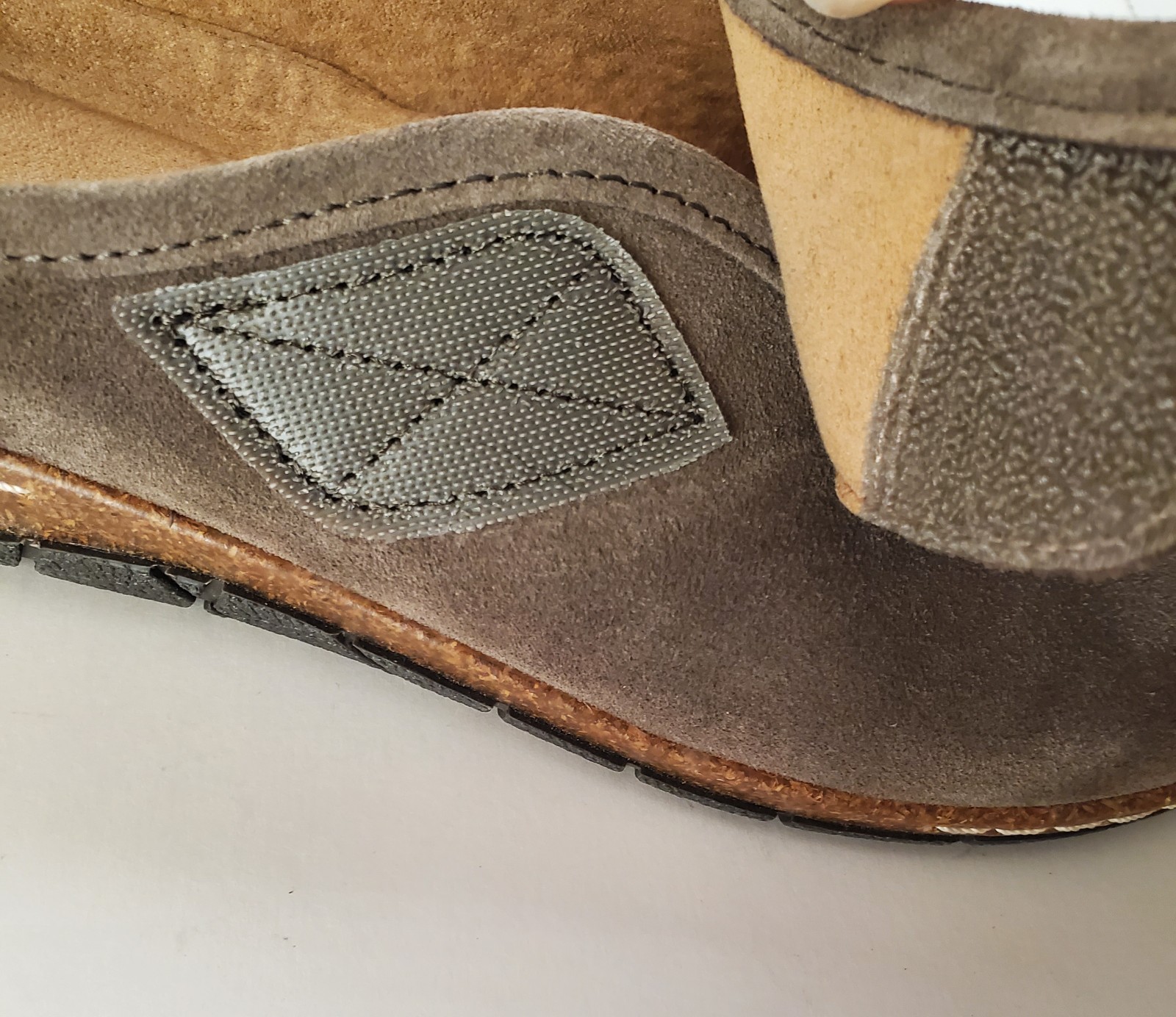 Earth Ezra Olive Green Suede Button Wrap Slip On Comfort Clogs Size 8