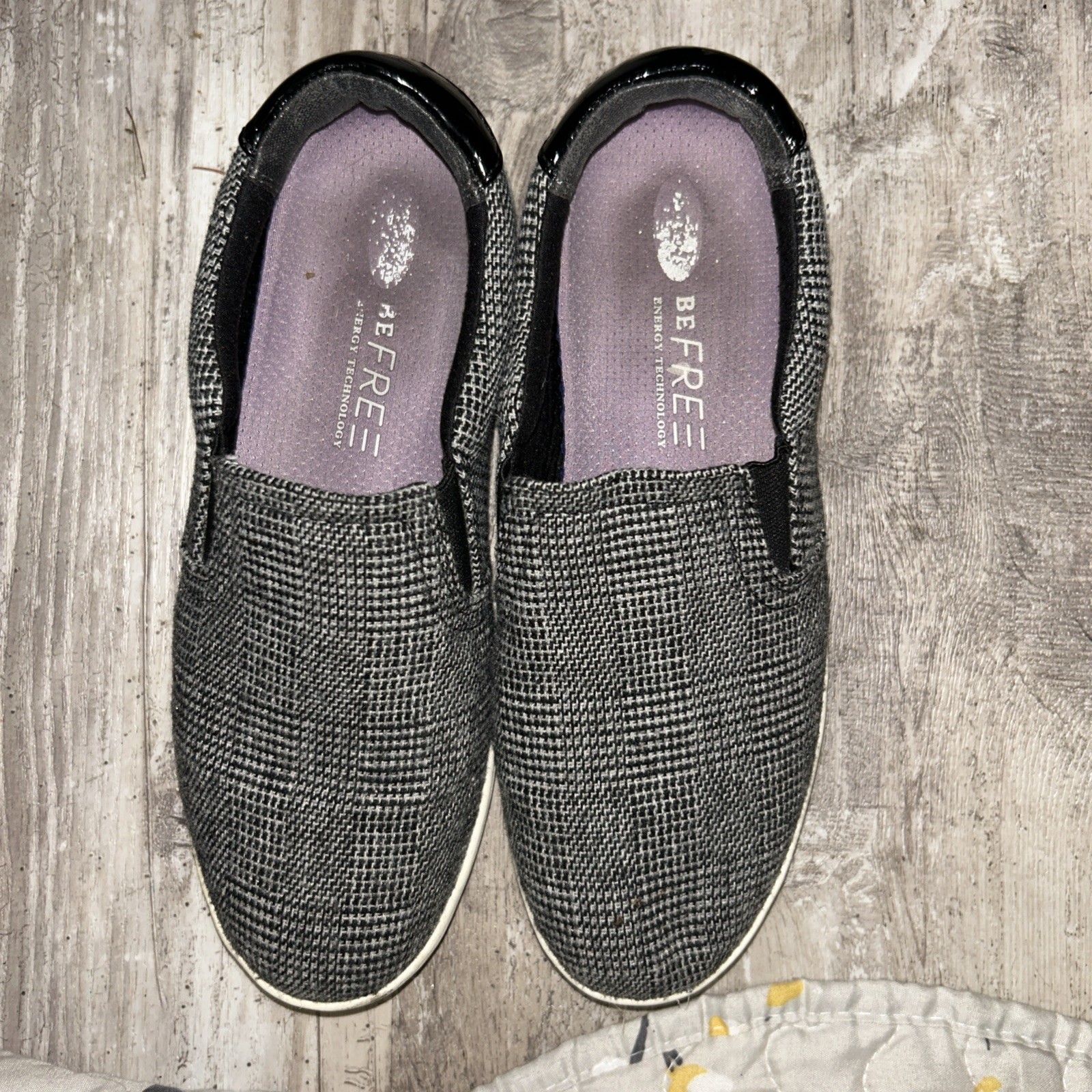 Dr. Schools Be Free Black Check Slip-on Shoes Good Condition Sz 5/6