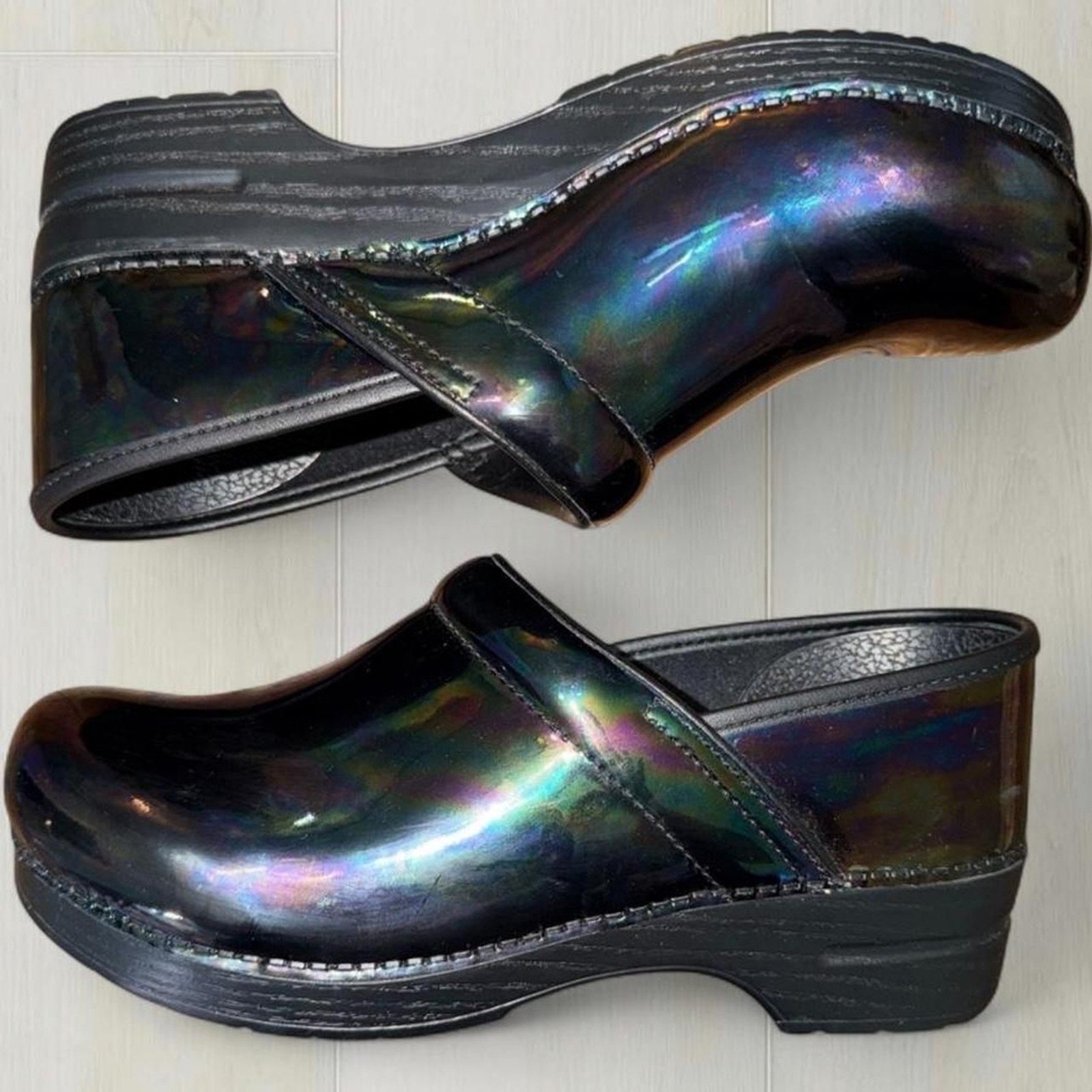 Dansko Women’s multi Clogs