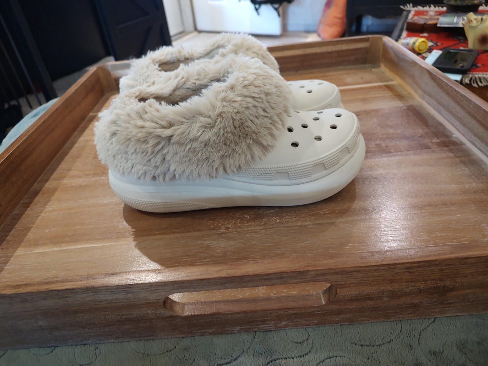 Cream Color Platform CROCS M5/W7 Faux Fur Lined Great Condition