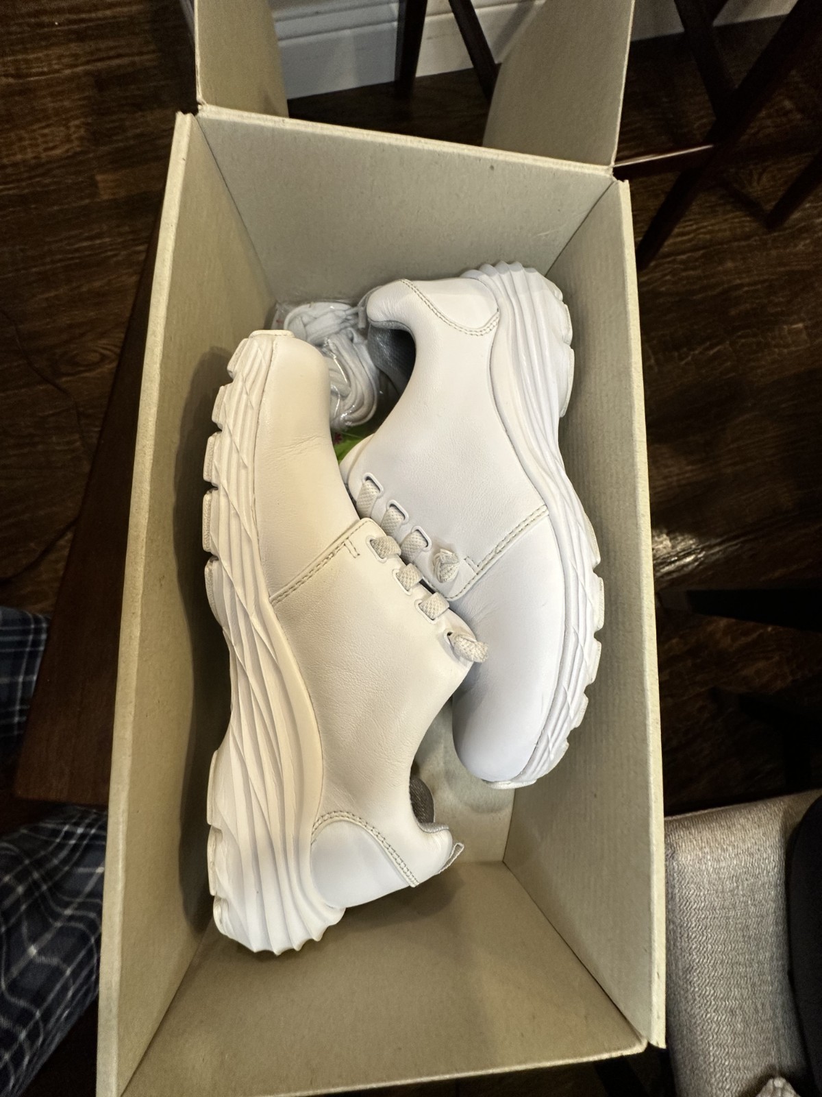 NurseMates Align Velocity White Leather Nursing Shoes Women 6.5M Slip Resistant
