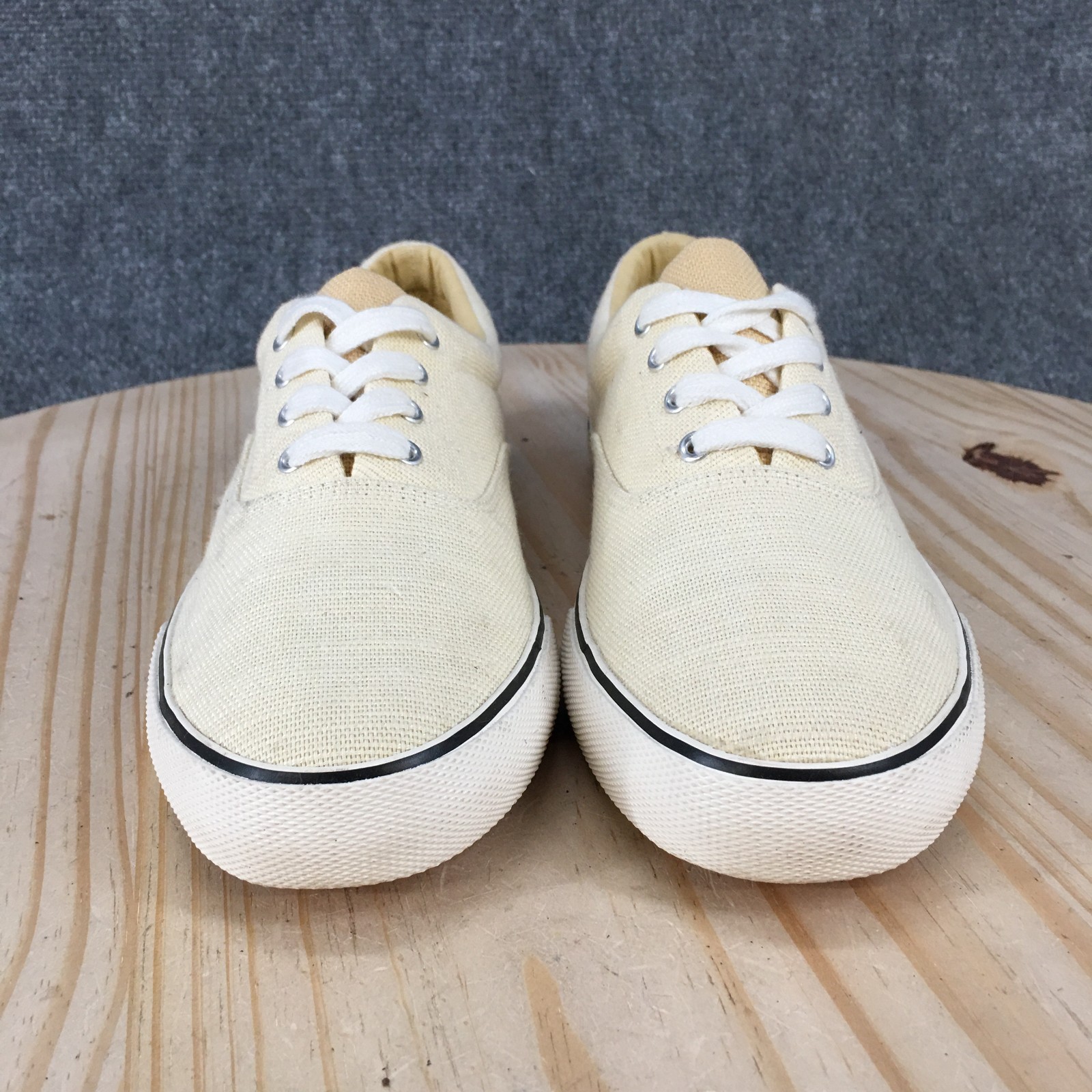 Universal Thread Shoes Womens 9 Molly Casual Sneakers Yellow Canvas Lace Up Low