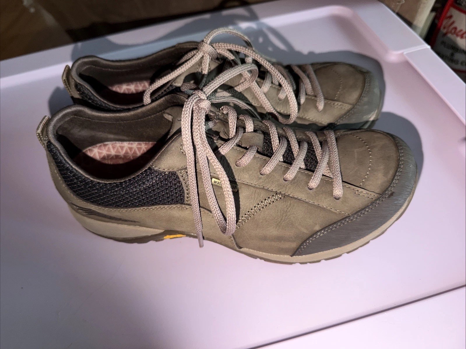 Dansko Paisley II Waterproof Women’s Hiking Walking Shoes Sage Green Size 40