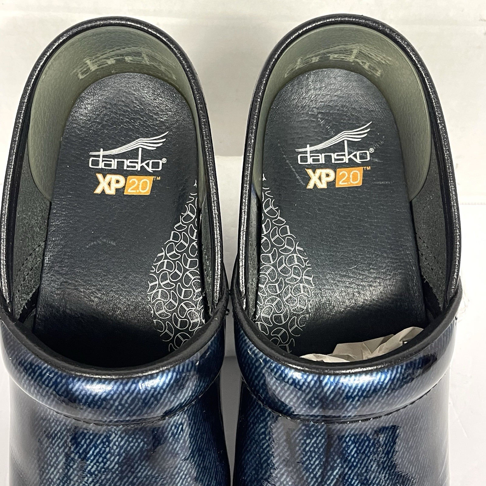Dansko XP 2.0 Clog Womens 39 US 8.5 – 9 Blue Denim Patent Leather Nursing Shoes