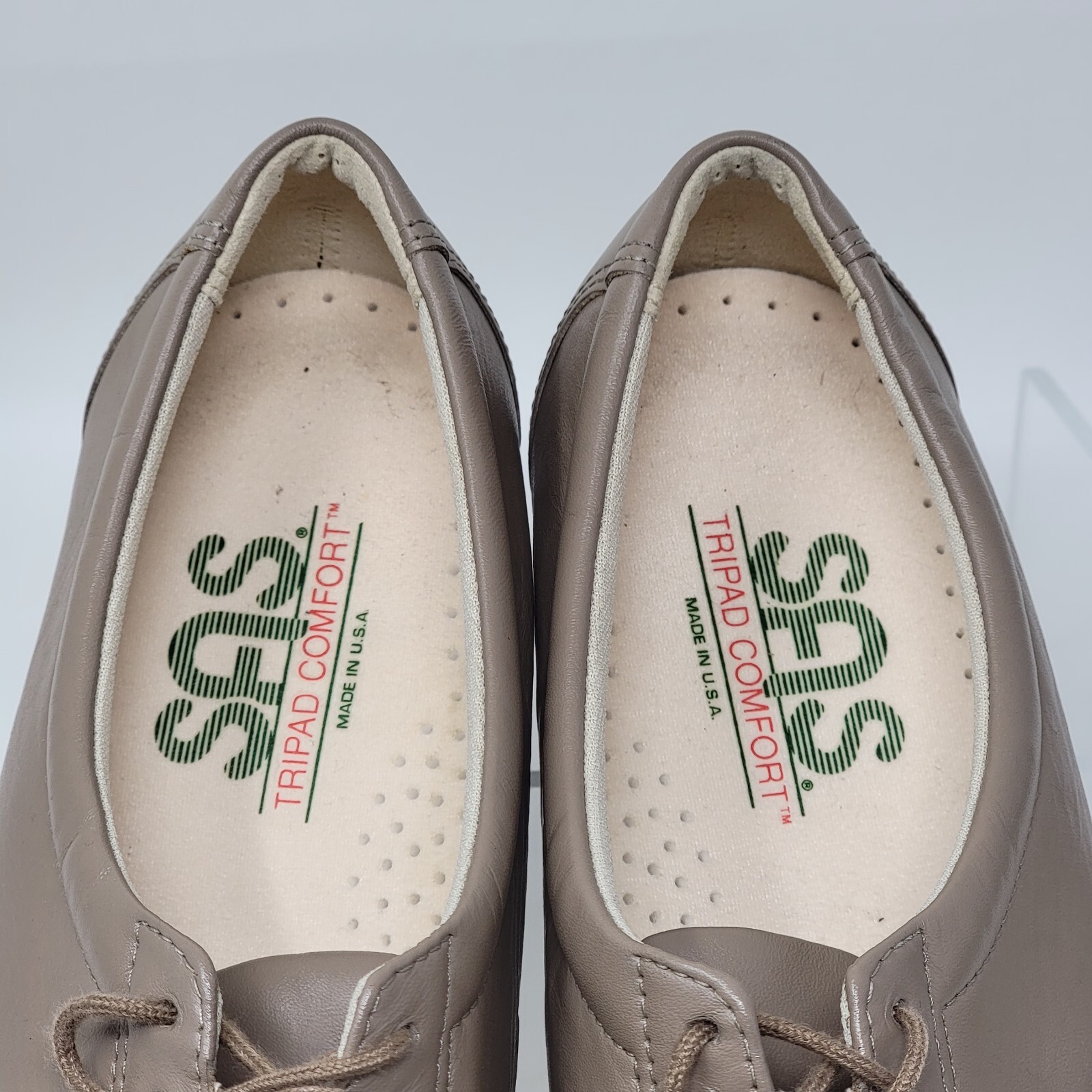 SAS Womens Whisper Plain Toe Lace Oxford Walking Duty Shoe Mocha Size 9 Preowned