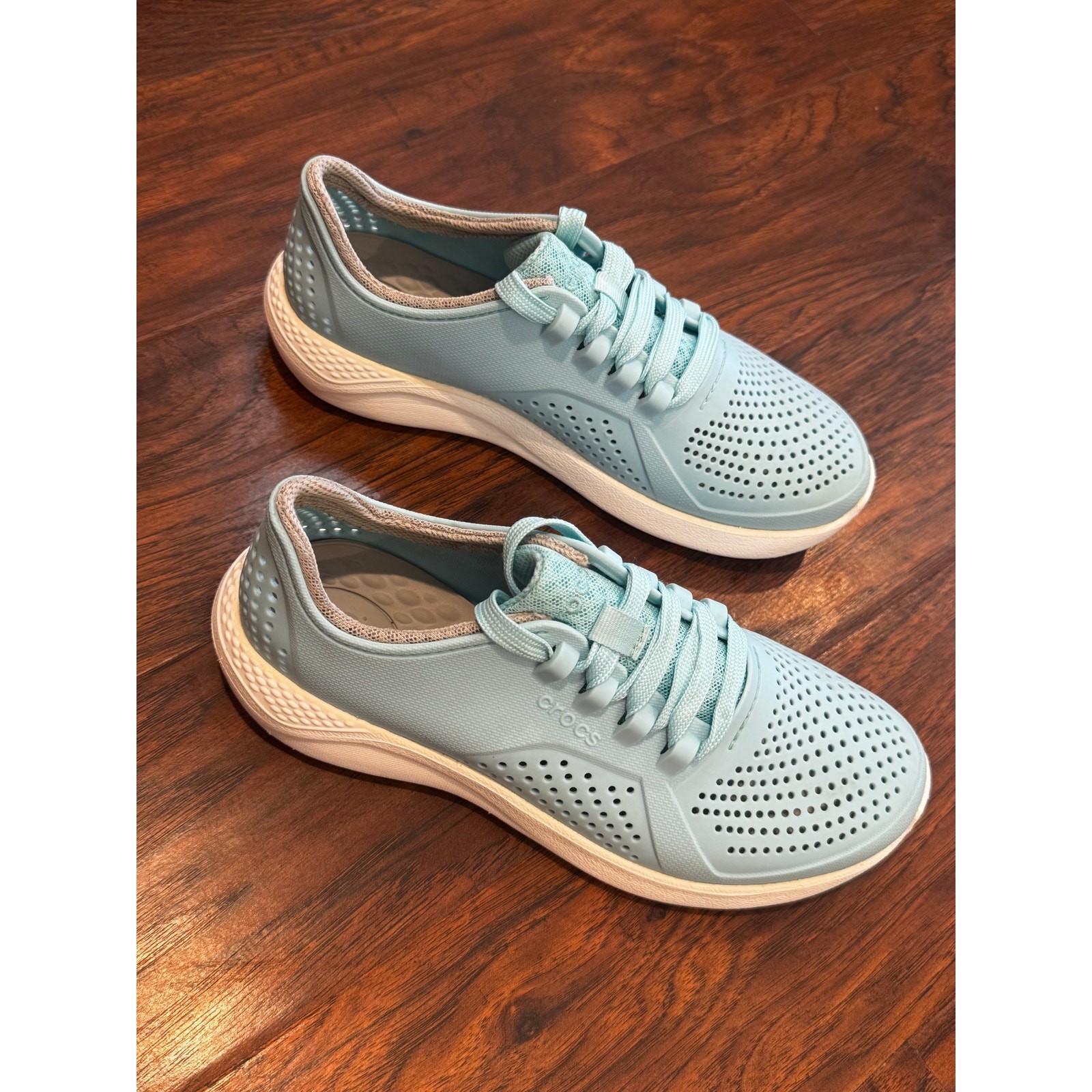 Crocs LiteRide 360 Pacer Wms 6 Sneakers Comfort Walking Teal Blue White 205234