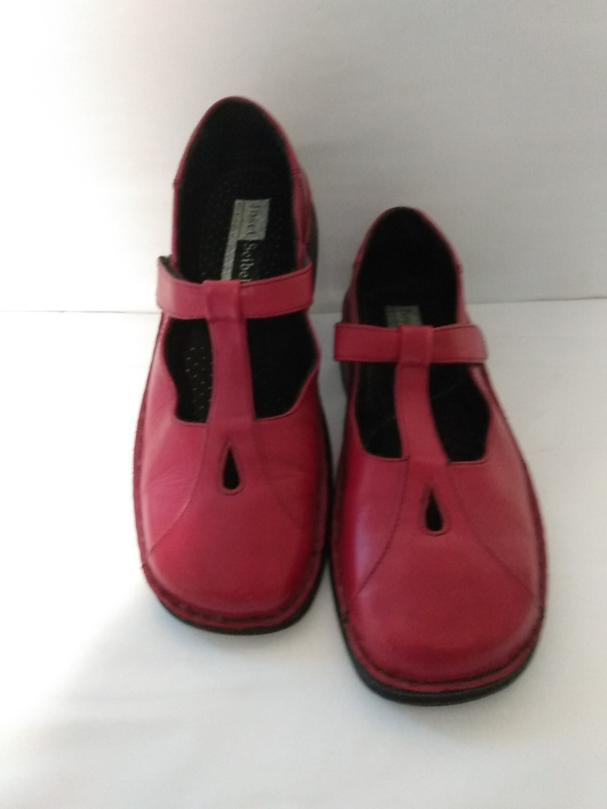 Josef Seibel European Comfort Shoes Size EU38,US 7.5-8 Leather Hook Loop Reddish