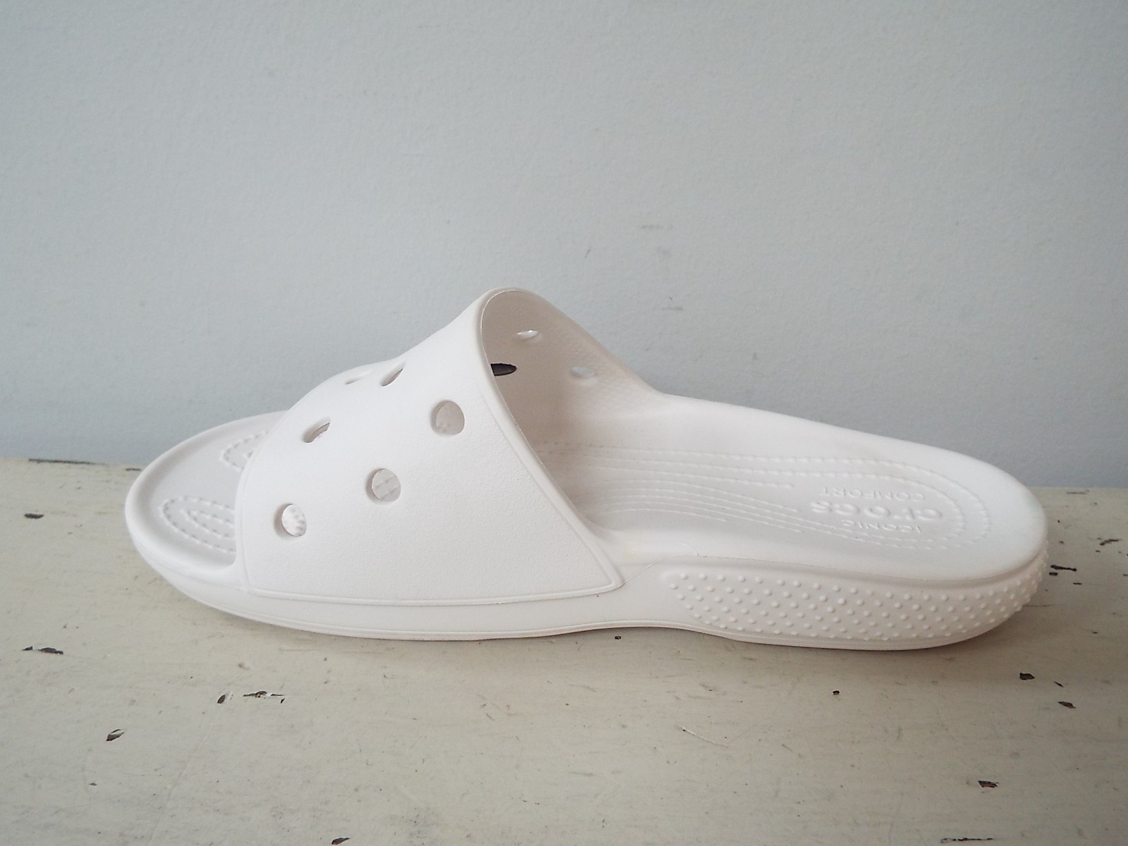Crocs Classic Baya II Slides White Size Mens 5 / Womens 7