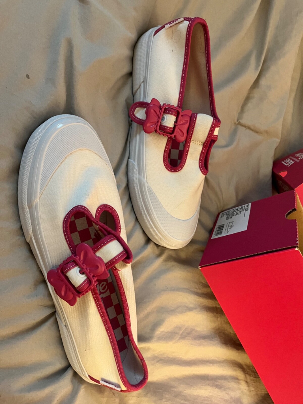 Vans x Barbie™ Style 93 DX Mary Jane Skate Shoe – White Womens 8