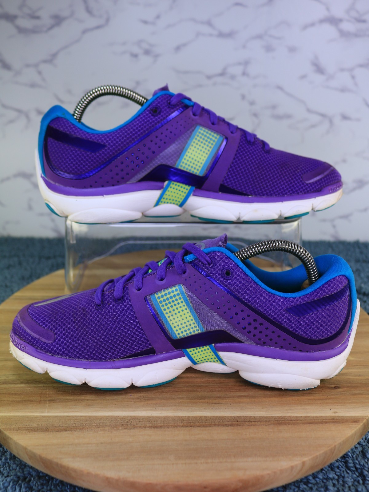 Brooks Pure Flow Mesh Purple Neon Green Low Running Sneaker 1201801b524 Womens 9