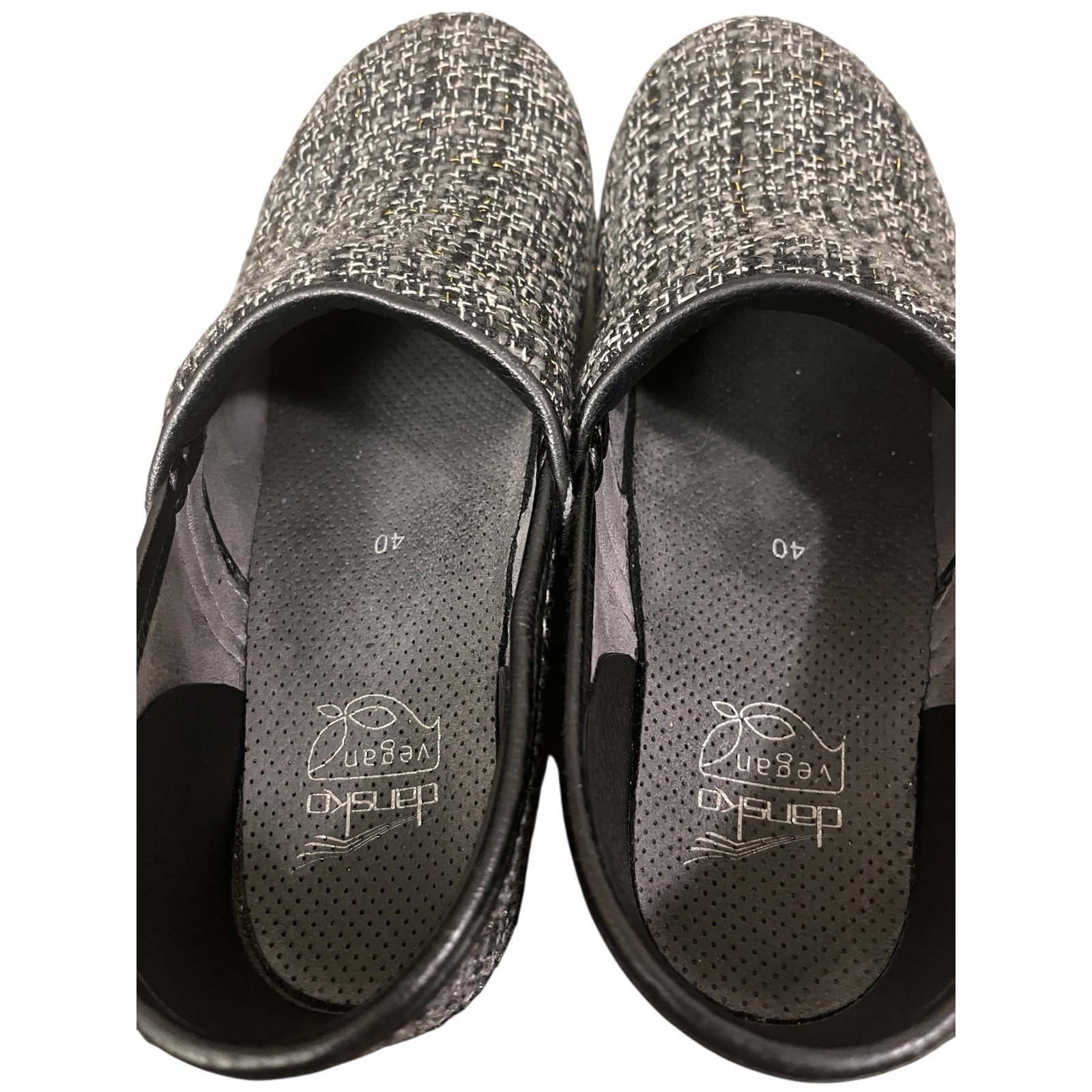 DANSKO Black/White/Gray Textured Fabric Clogs Shoes Women’s 40 Vegan