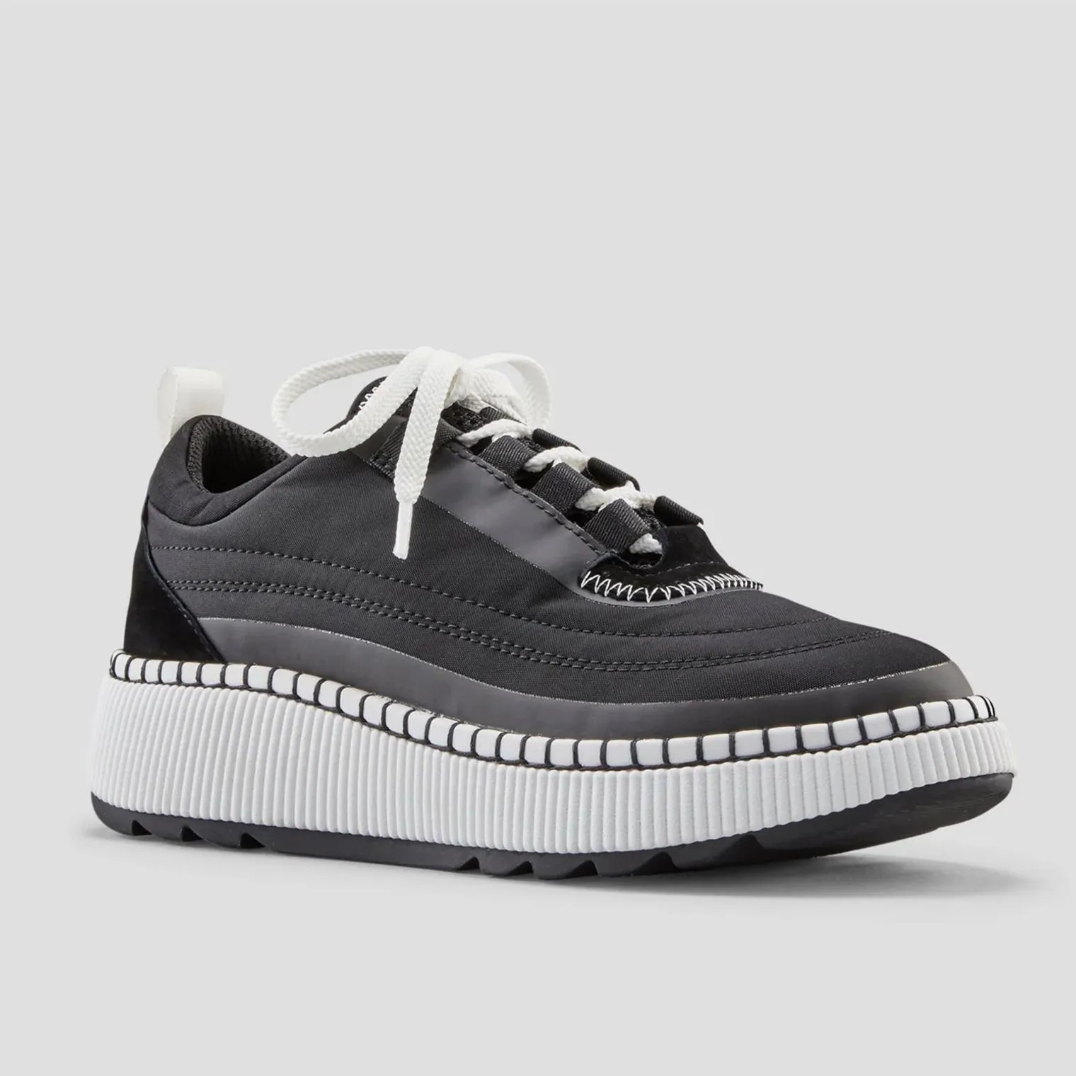 Cougar Sayah Sneakers/Shoes – Black/ White – Women’s Sizes – New in Box