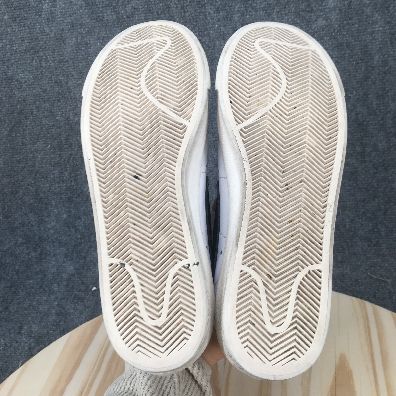 Nike Shoes Womens 9.5 Blazer Mid ’77 Vintage Sneakers White Lace Up Athletic