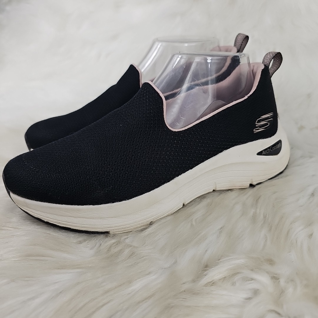 SKECHERS Arch Comfort 56126 Black Pink Slip On Casual Comfort Womens Size 7