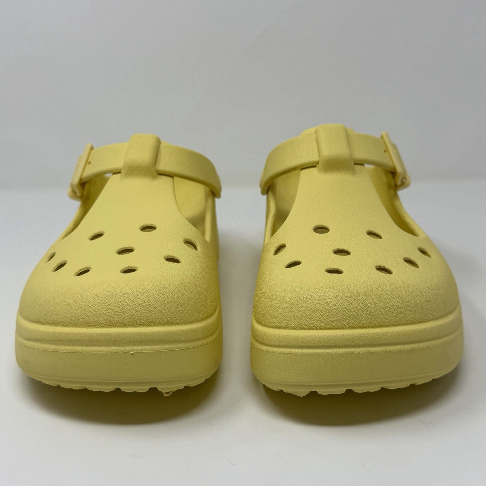 Crocs Mary Jane Platform Clogs Yellow Buckle Strap Women’s 9 M7 Croslite DISPLAY