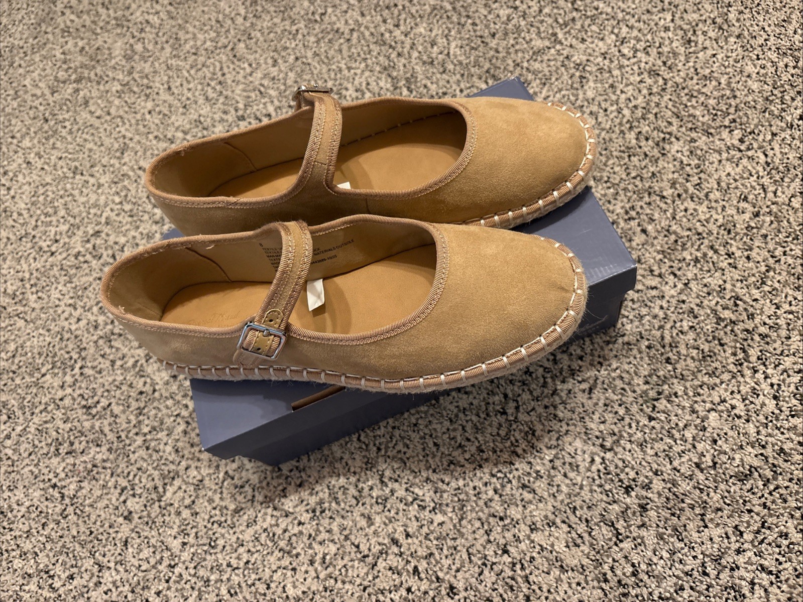 Women Joa Shoes with Memory Foam Insole – Universal Thread Tan 8