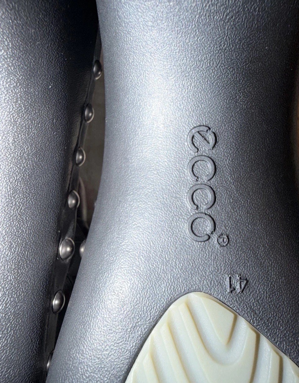 Ecco Black Leather Studded Chunky Clogs Mules Women’s Size 41 (10/10.5)