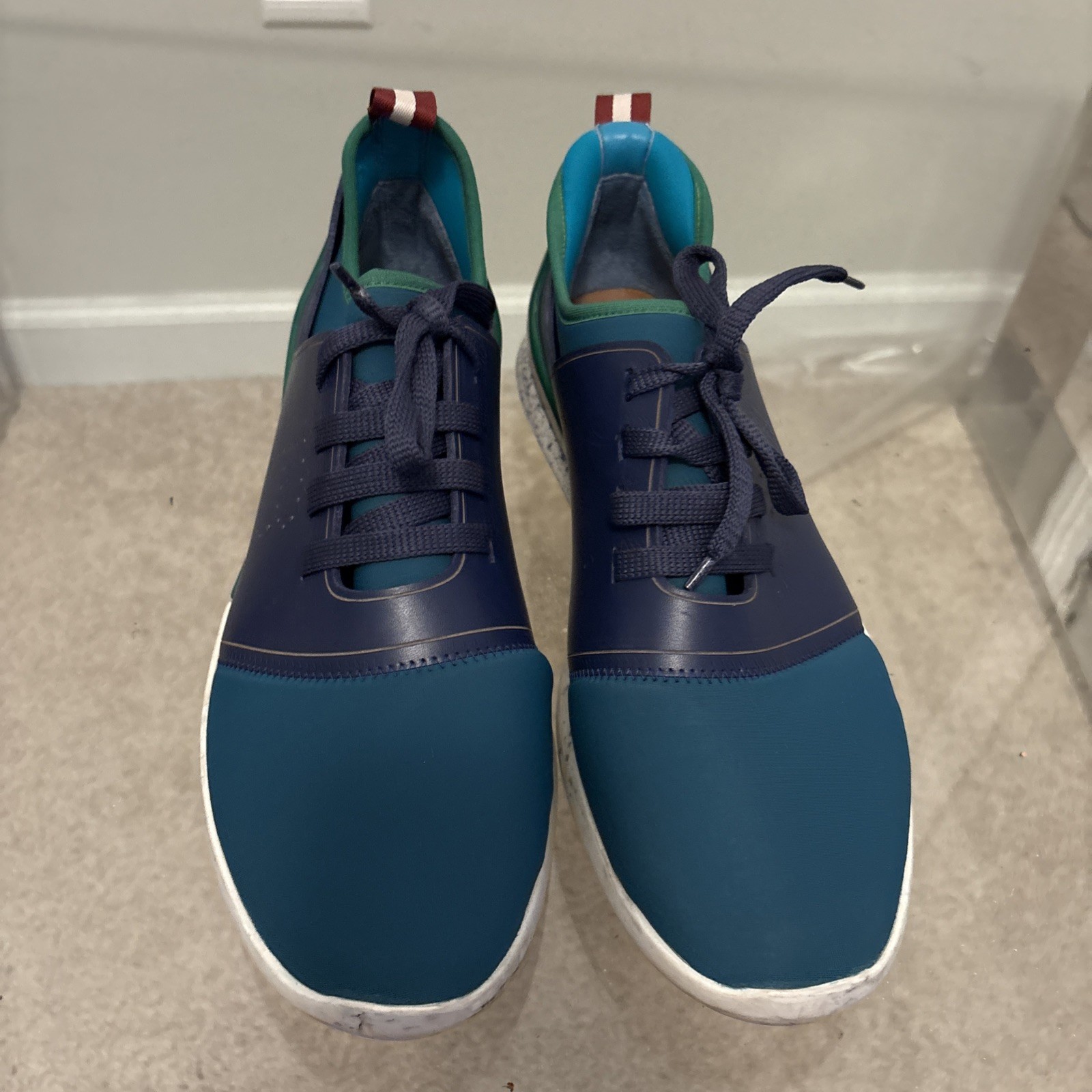 BALLY AVELLE Neoprene Runner Azure Turquoise Navy Lace Up Low US 10.5 Stylish