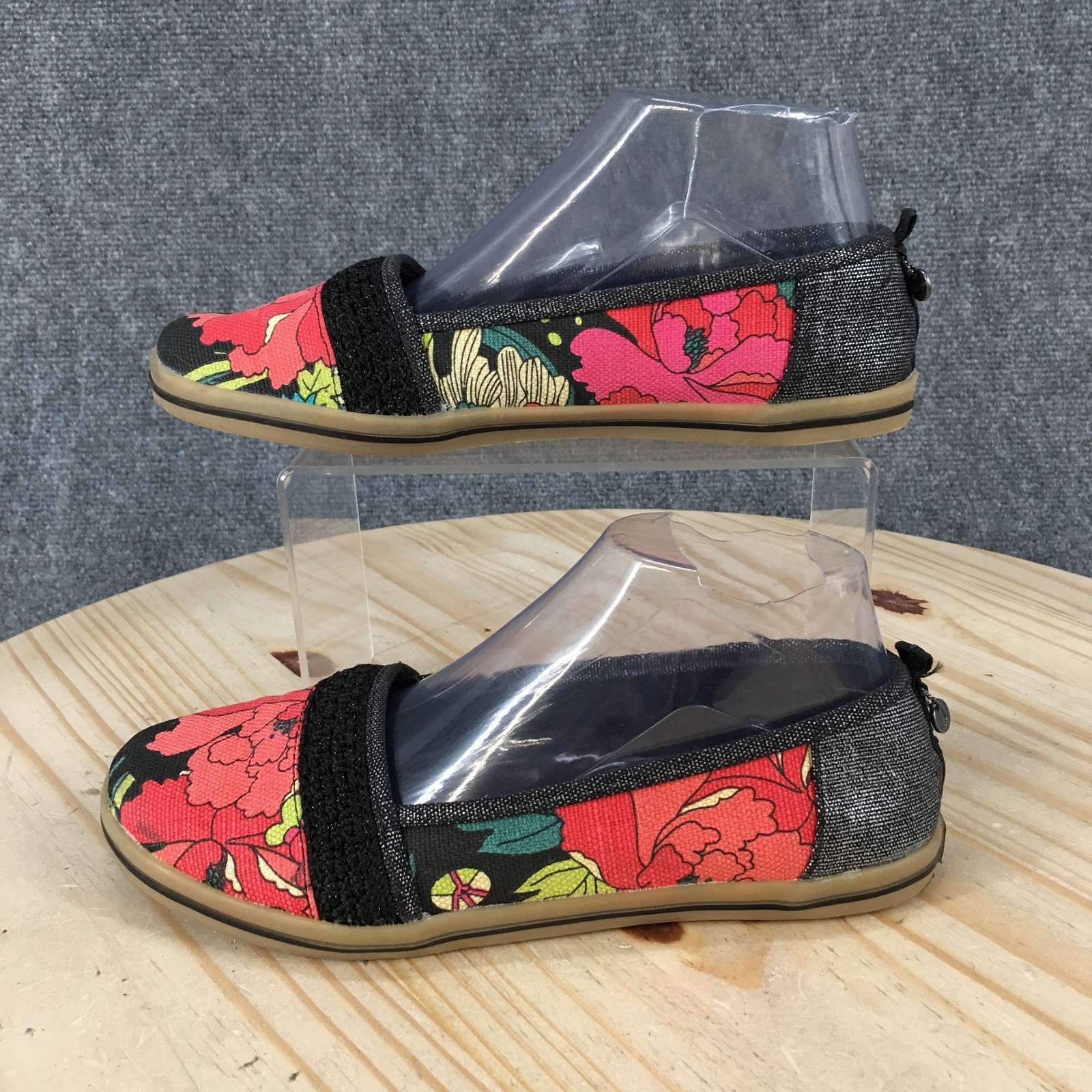 Sak Roots Shoes Womens 7 Casual Slip On Floral Loafer Flats Black Multicolor