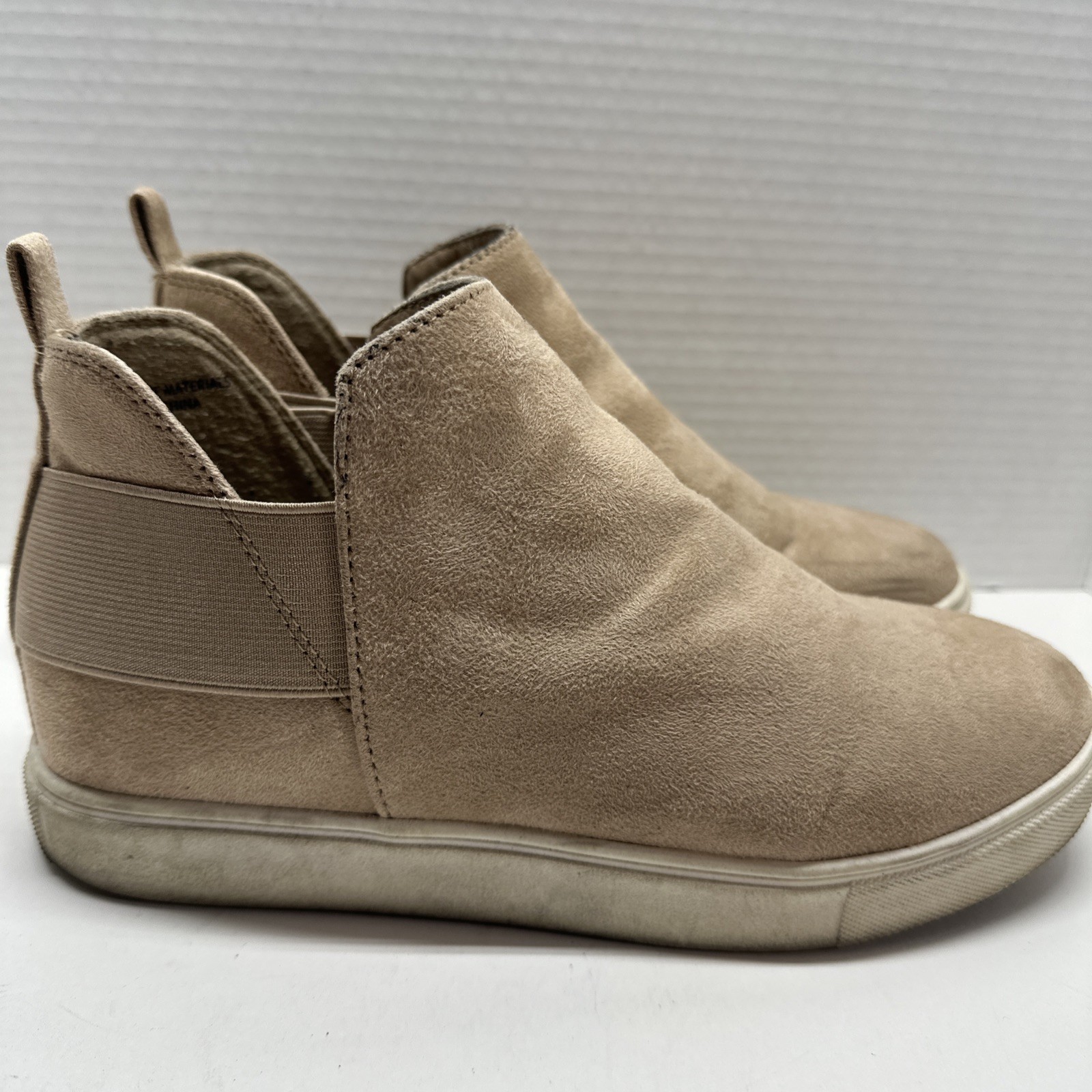 Soda Suede(man made) Brown Flat Slip On Bootie Women’s Size 8.5