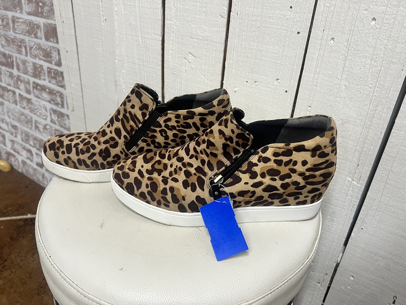 Dr. Scholls Slip on Wedge Shoes Spotted Cheetah Print Womens 8.5 Bin S26