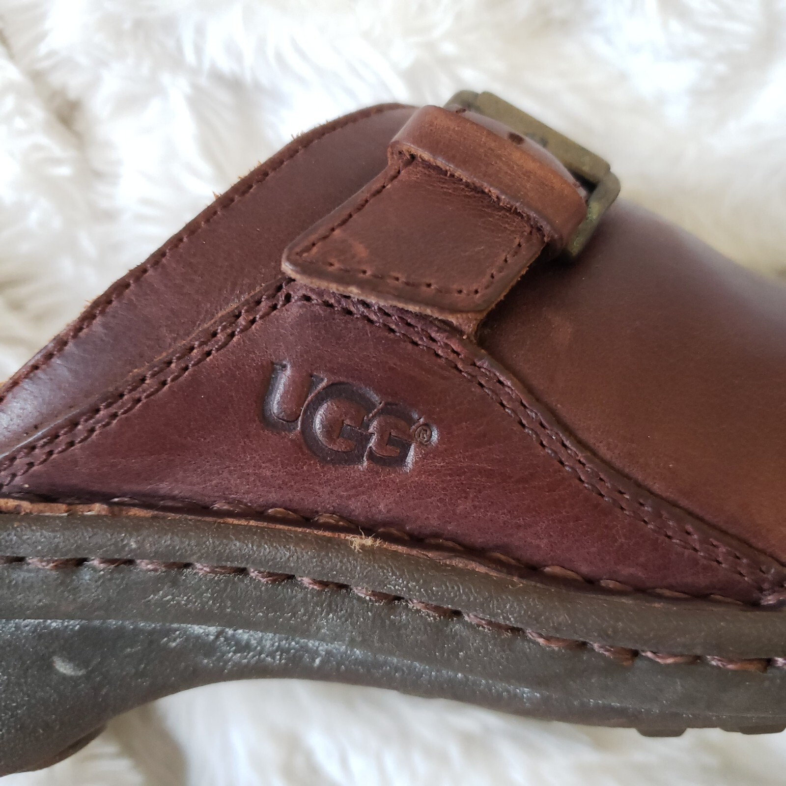 UGG Australia Livia Brown Wool Lined Leather Clogs Mules – Women’s US 6/ EU 37