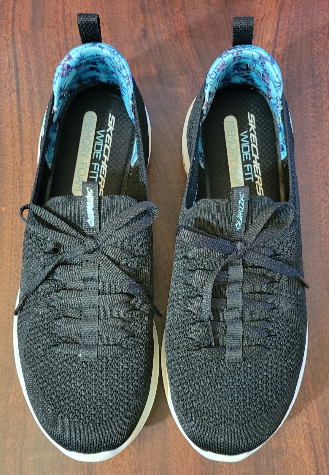 Skechers Women’s 9W Slip-on Faux Tie Flourishing Views-Black