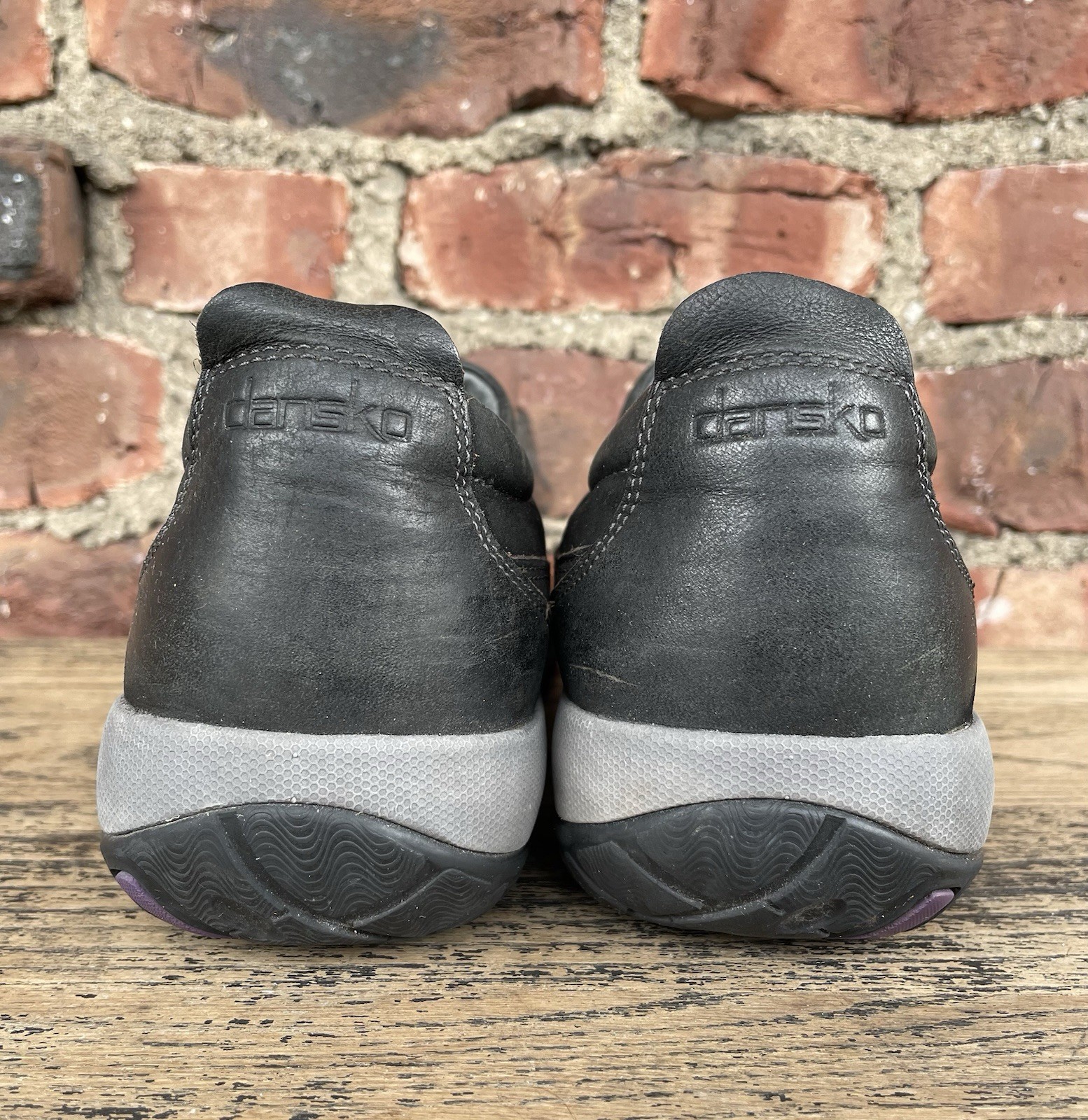 Dansko Patti Women’s Size 41 Black Nubuck Slip On Casual Shoe Loafer Vibram Sole