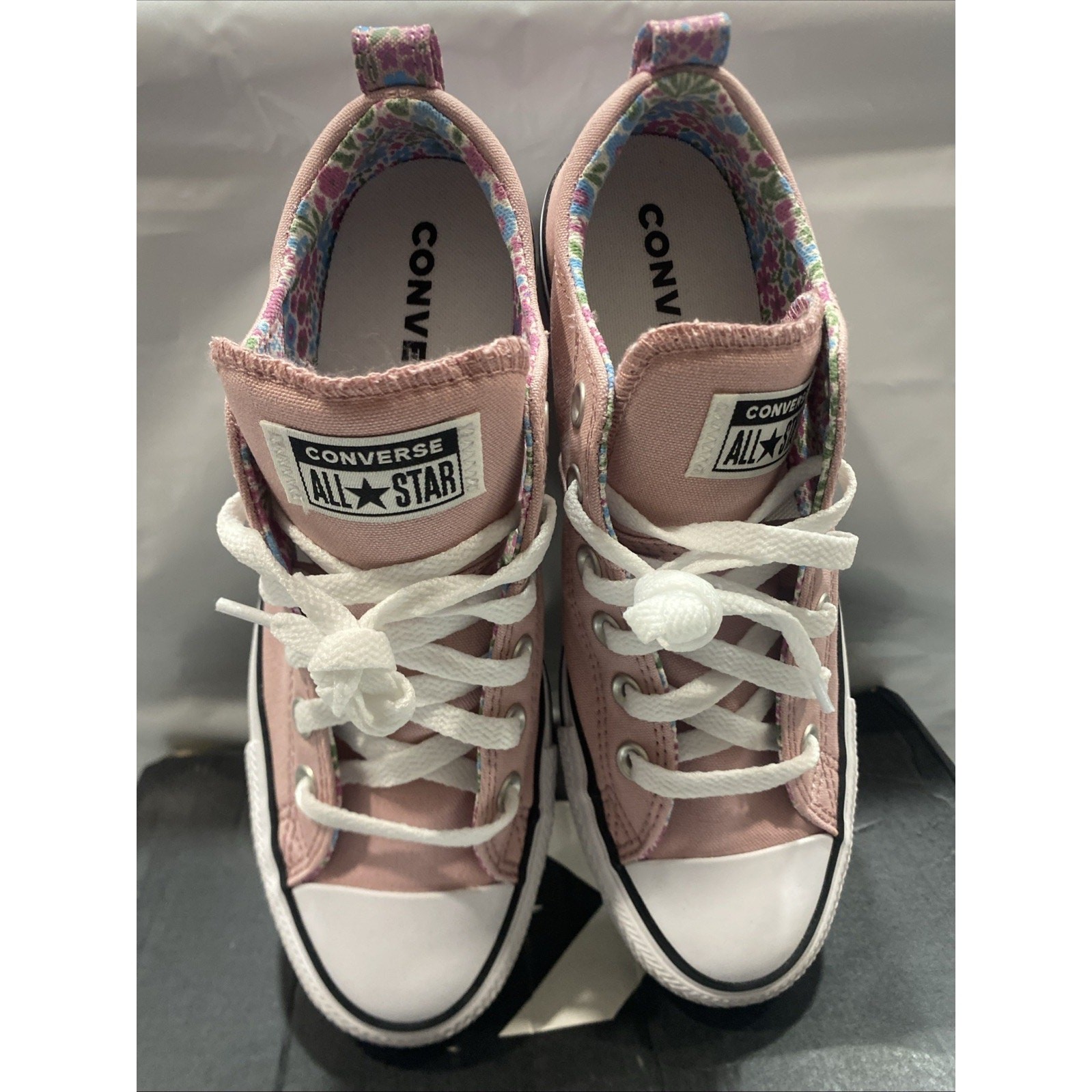 NWT Converse Women’s Chuck Taylor All Star Madison Sneaker,Pink/White/Black,9