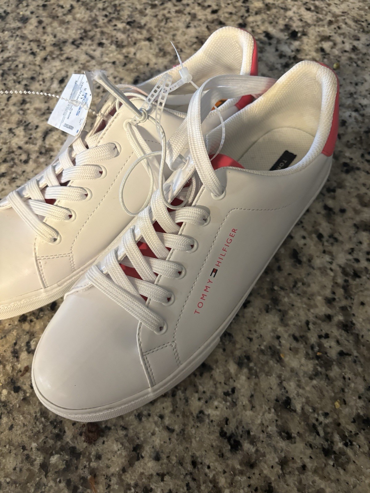 Tommy Hilfiger Men’s White/Pink Low Top Lace-Up Sneakers, Solid Casual