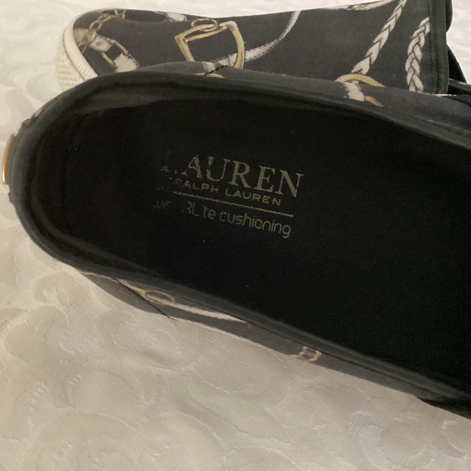 RALPH LAUREN JINNY SNEAKERS BLACK W/ EQUESTRIAN PATTERN SIZE 10 GOOD CONDITION
