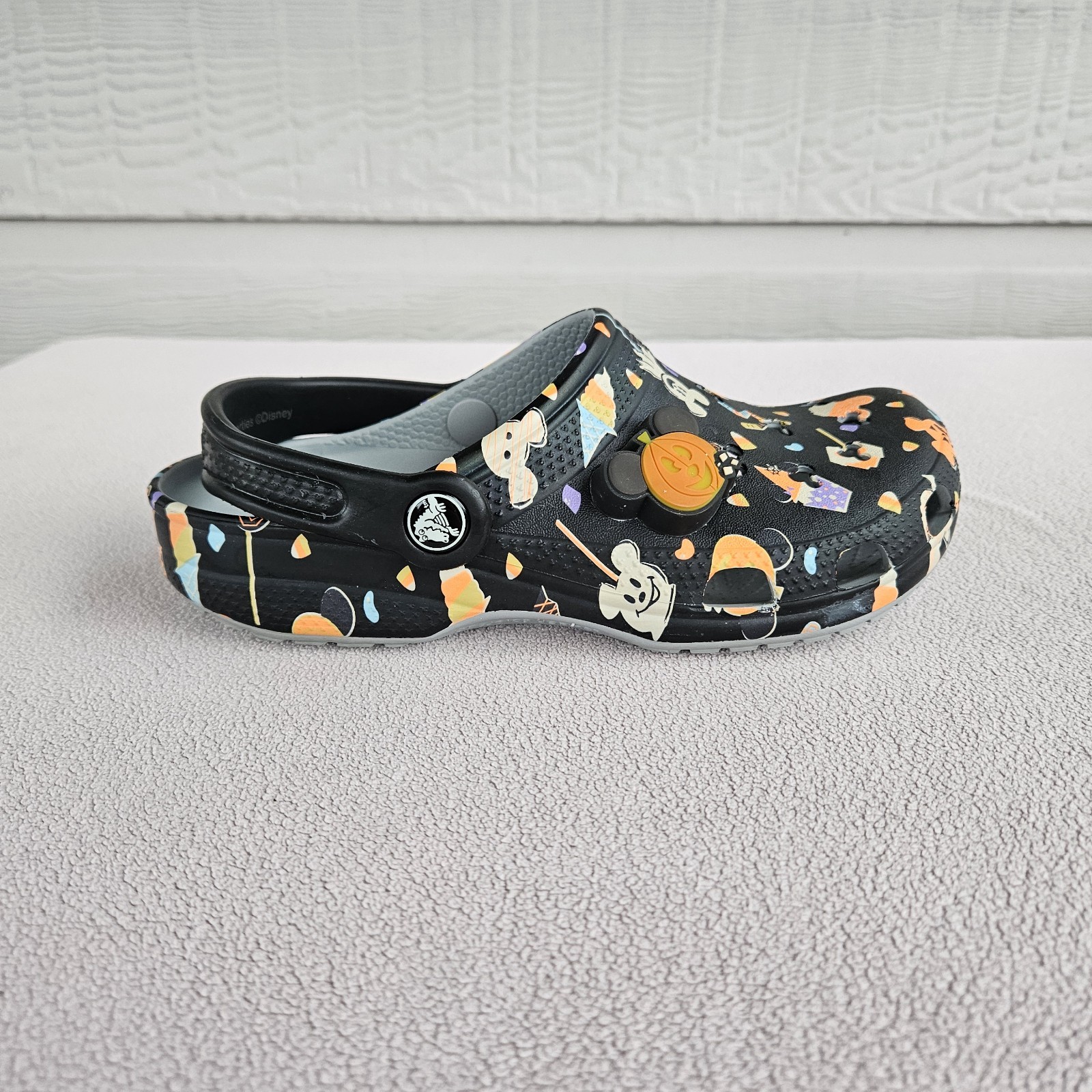 Crocs Classic Clog Disney Halloween Mickey Mouse Light-Up Slip-On Men 4 Women 6