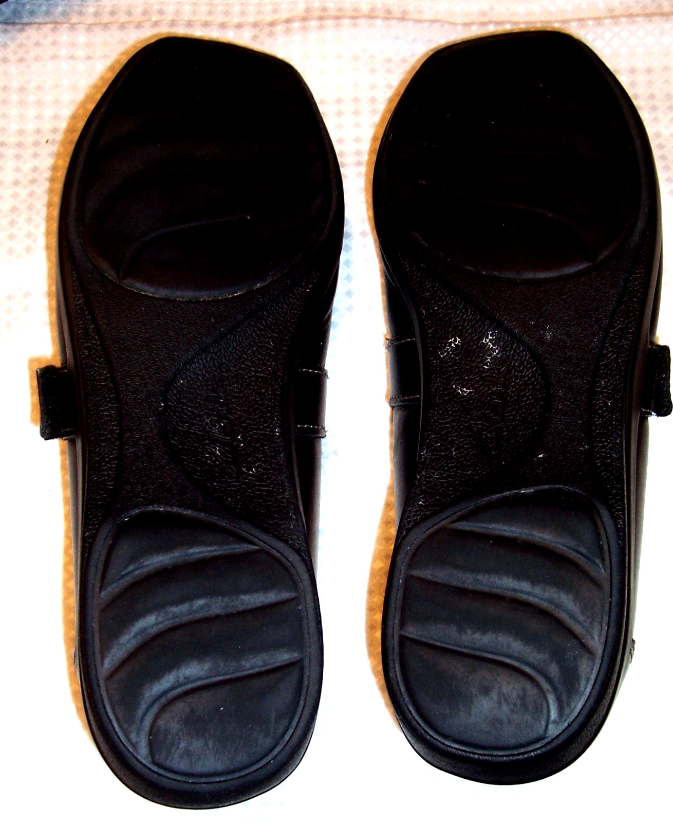 Clarks Women’s Sz. 9.5M Black Hook & Loop Mary Jane Comfort Shoes