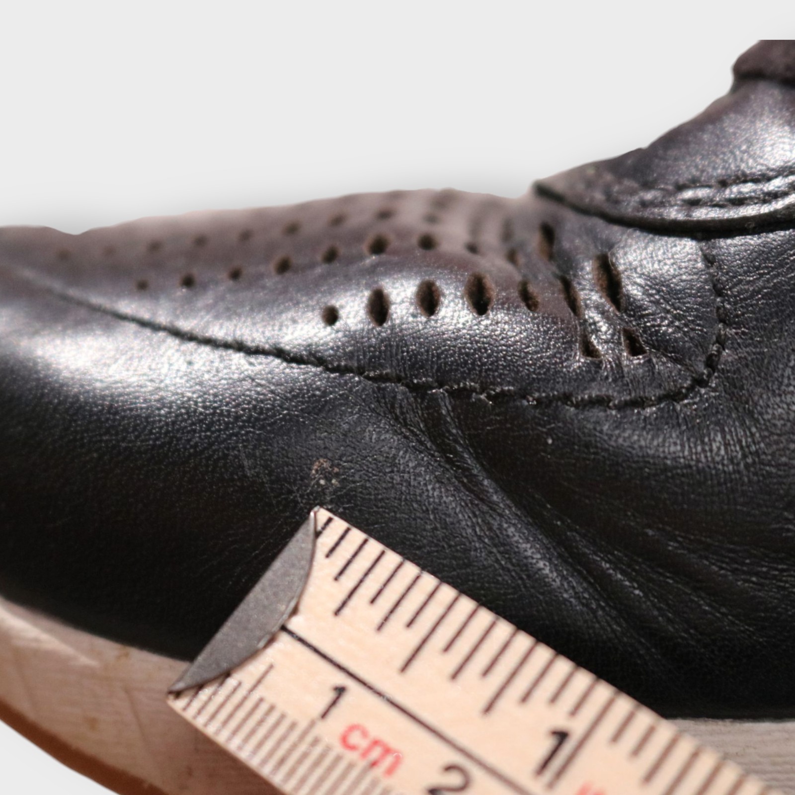 Dansko Charlie Sneakers Size 38 Perforated Leather Activewear Athleisure Outdoor