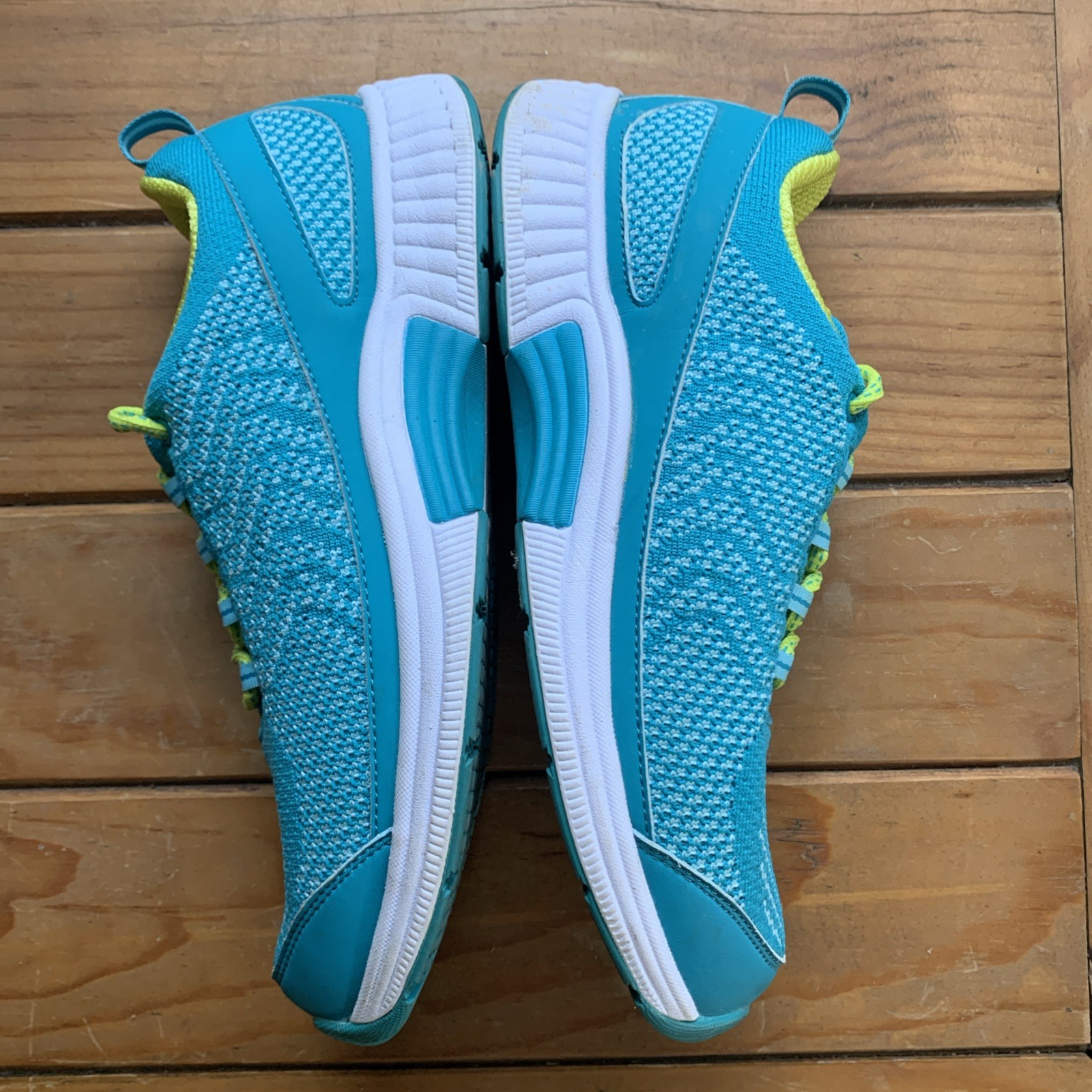 Orthofeet Coral Blue Lime Green Knit Walking Shoes Women’s Size 11 Wide